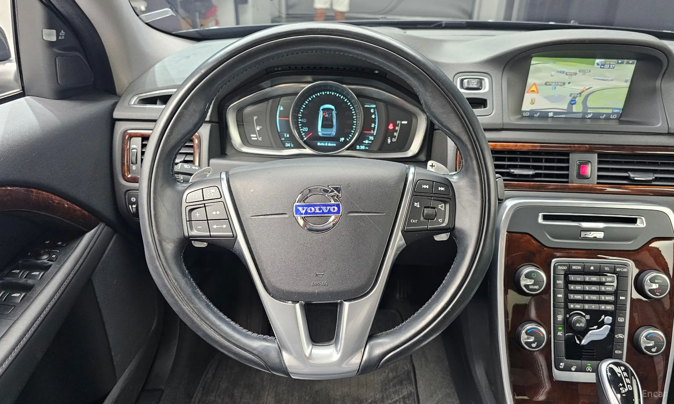Volvo S80 превью 13