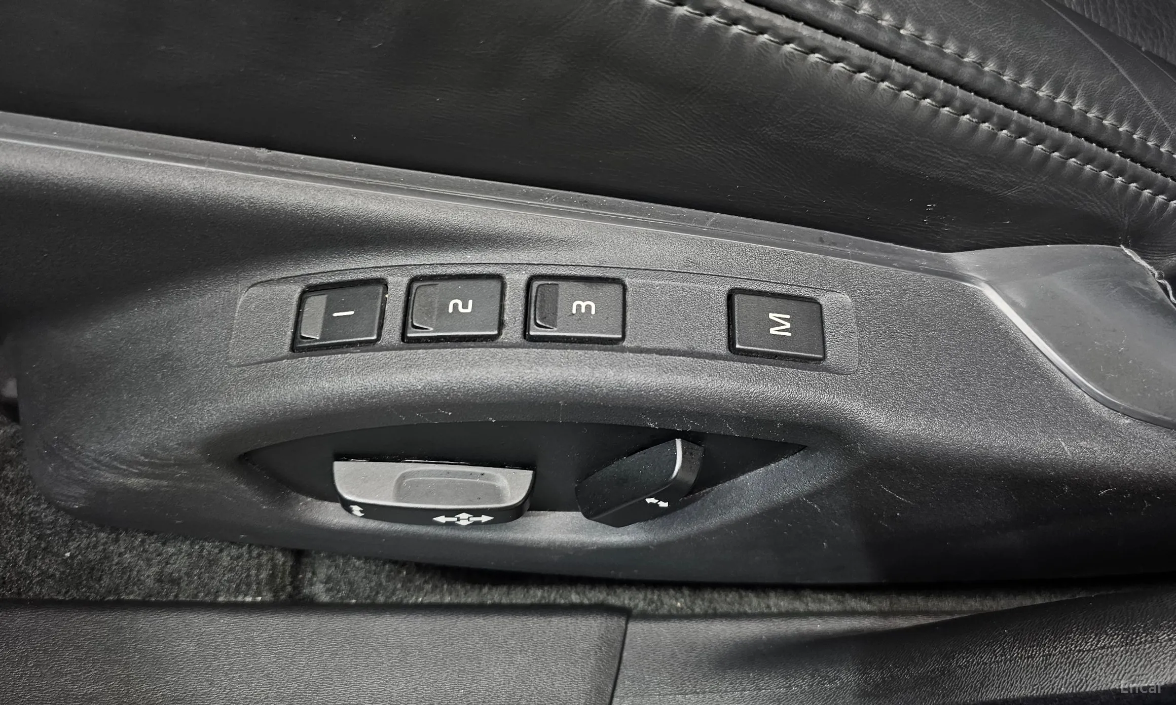 Volvo S80 превью 16