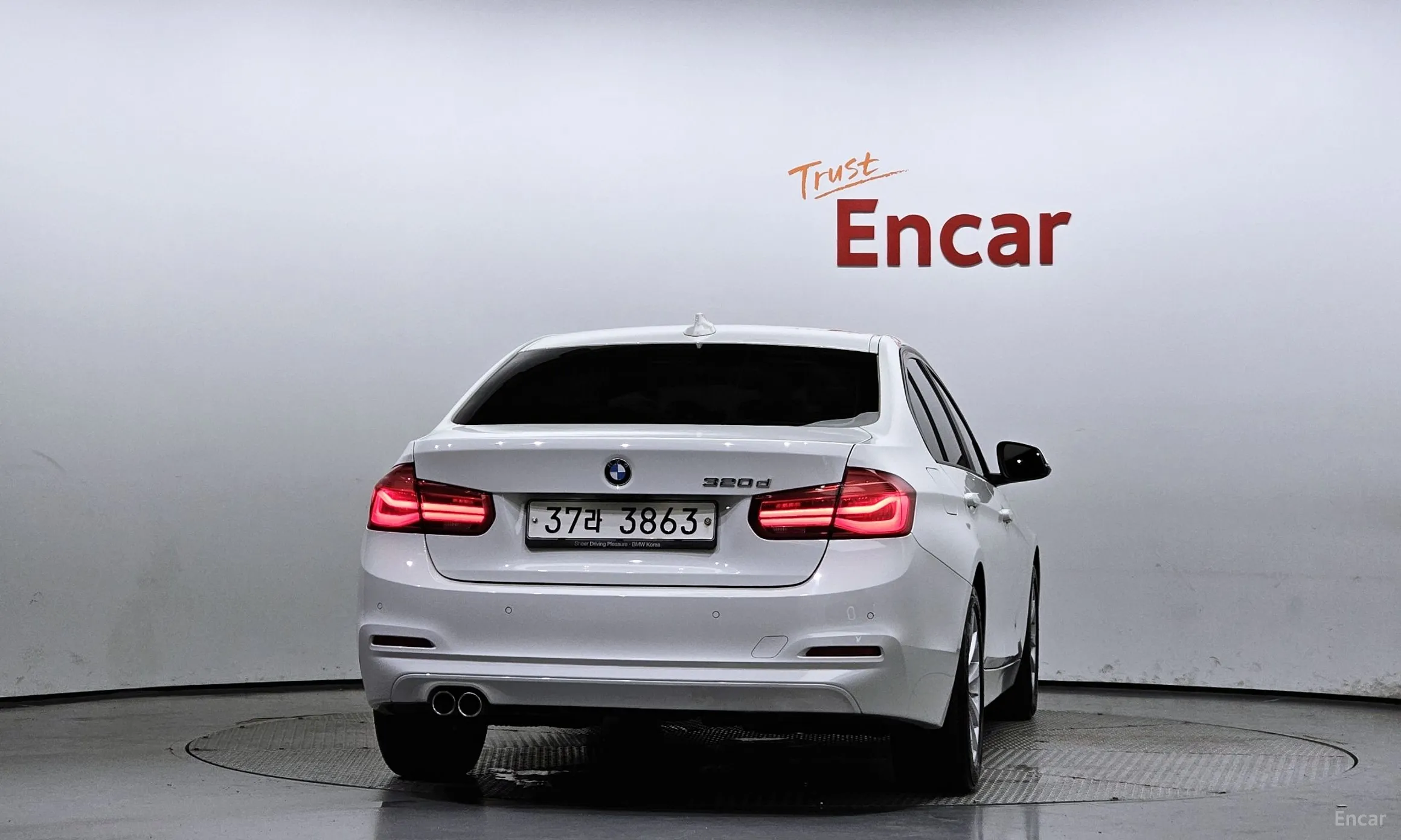 BMW 3 Series (F30) превью 3