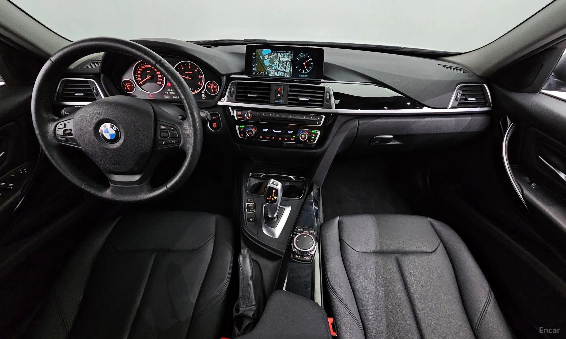 BMW 3 Series (F30) превью 4