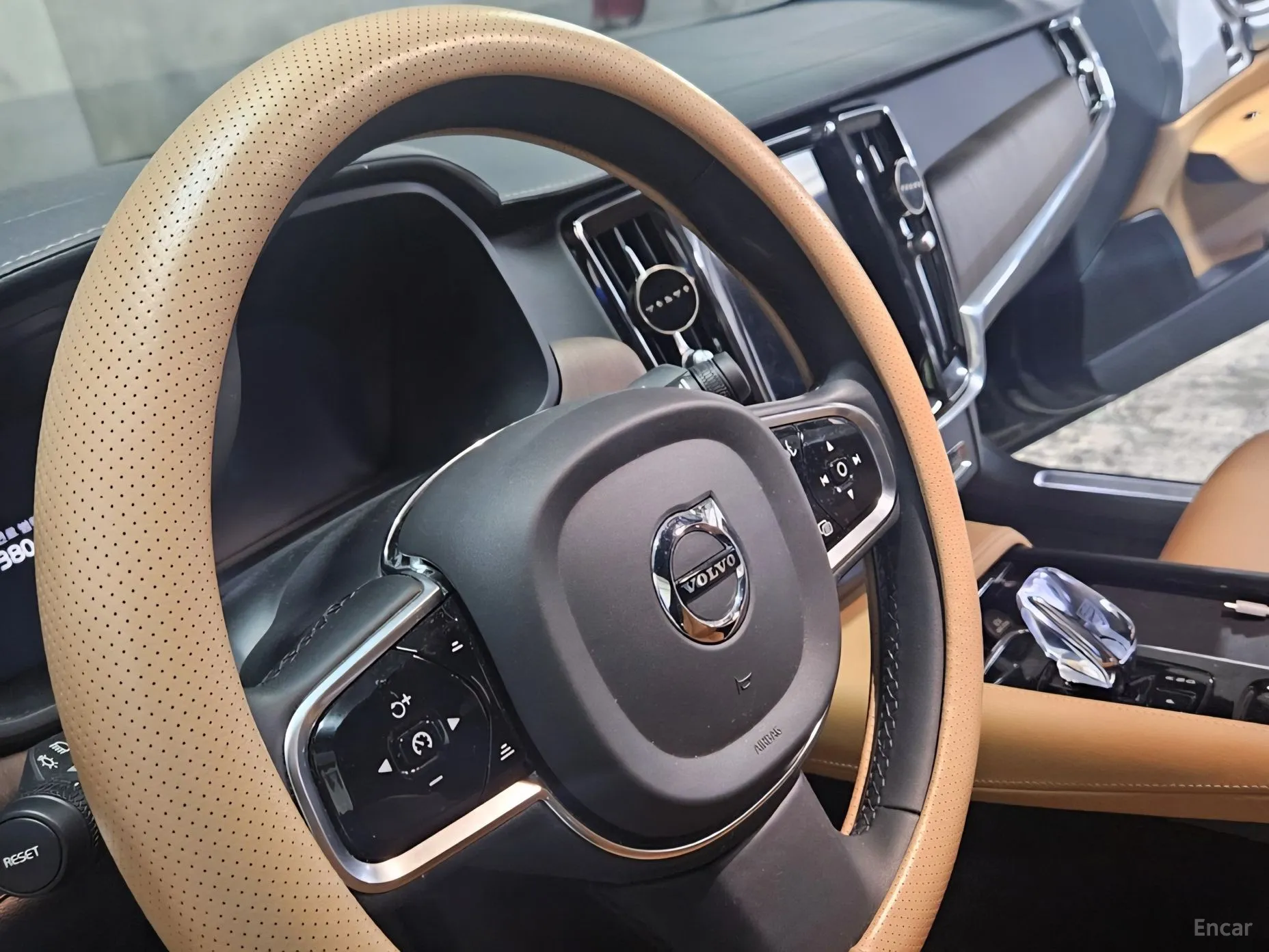 Volvo S90 превью 15
