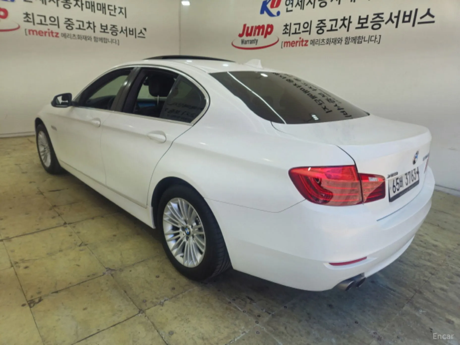 BMW 5 Series (F10) превью 3