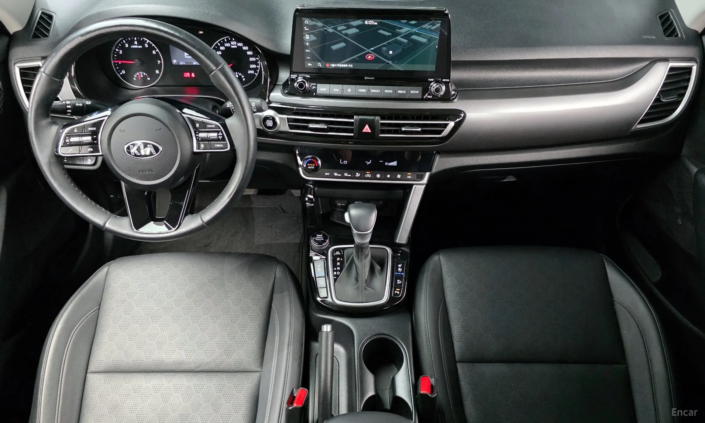 Kia Seltos превью 4
