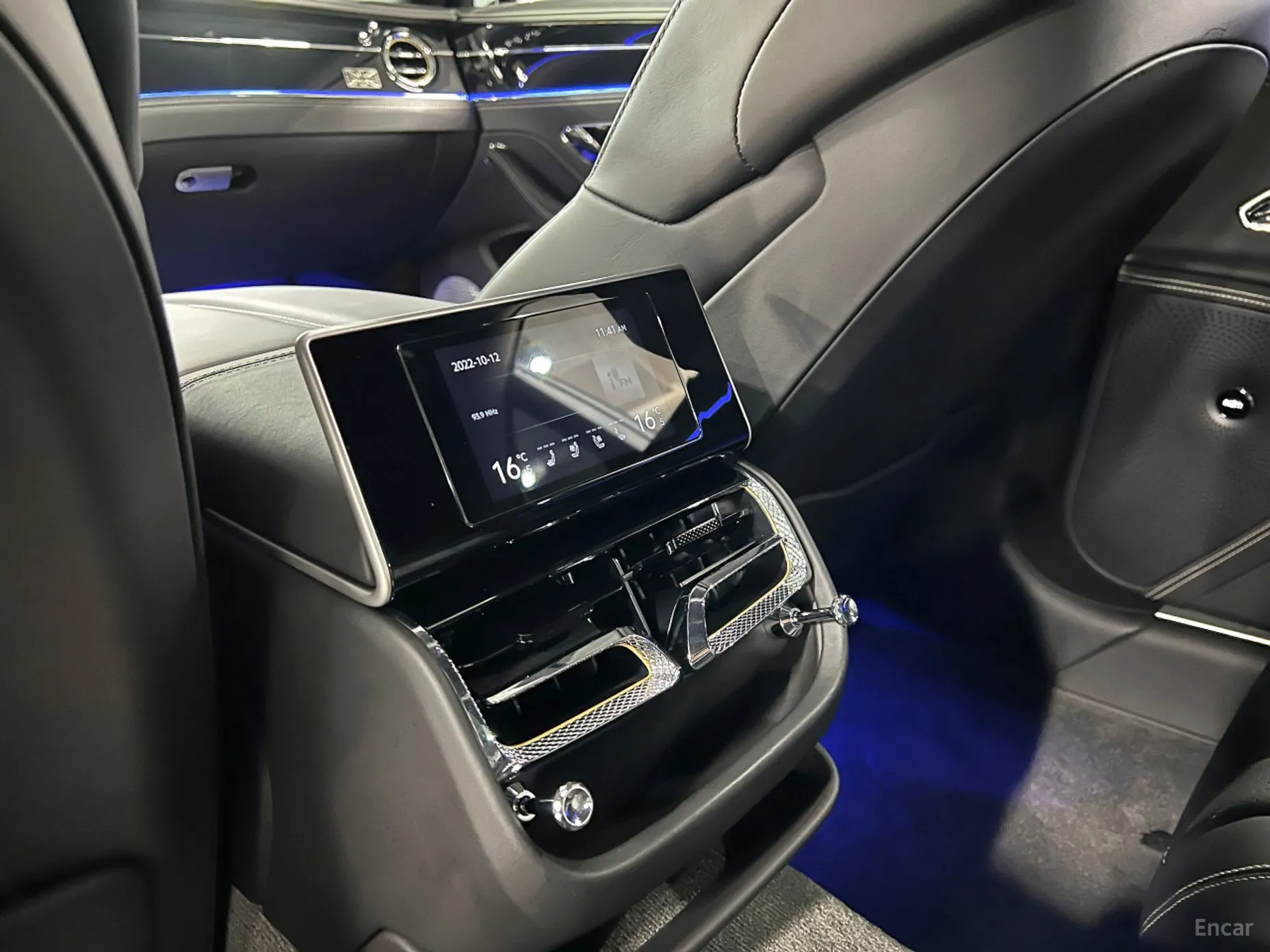 Bentley Flying Spur 3rd Generation превью 15