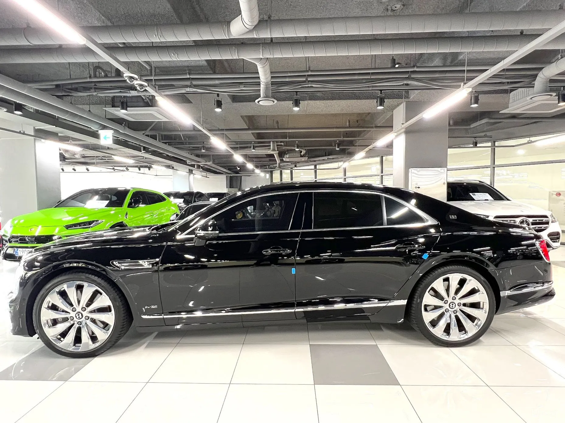 Bentley Flying Spur 3rd Generation превью 3