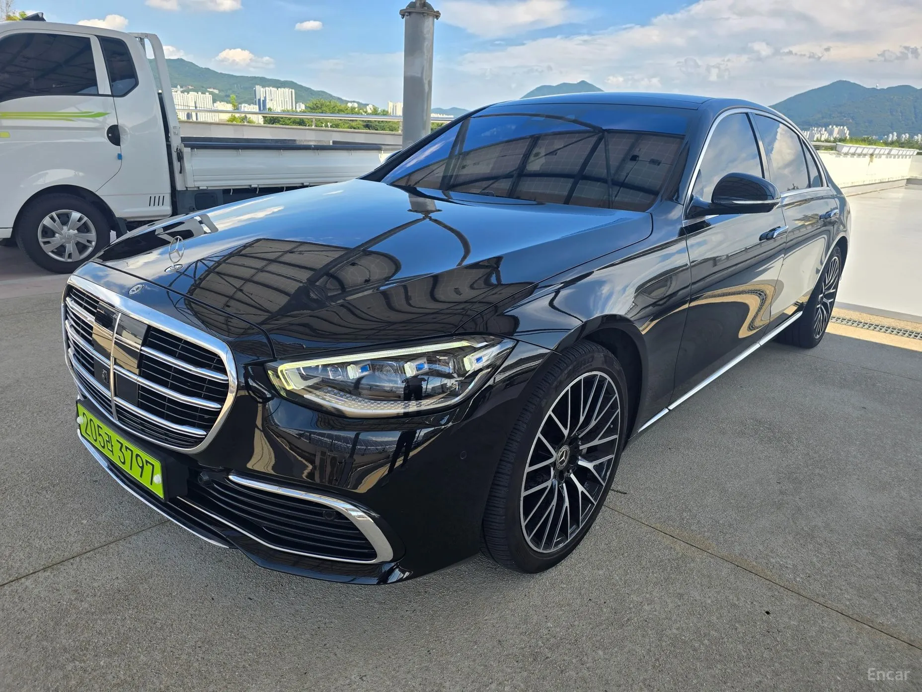 Mercedes Benz S-Class W223