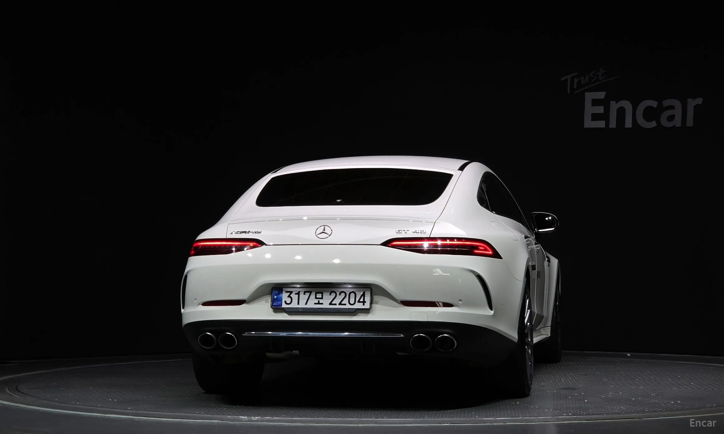 Mercedes Benz AMG GT превью 3