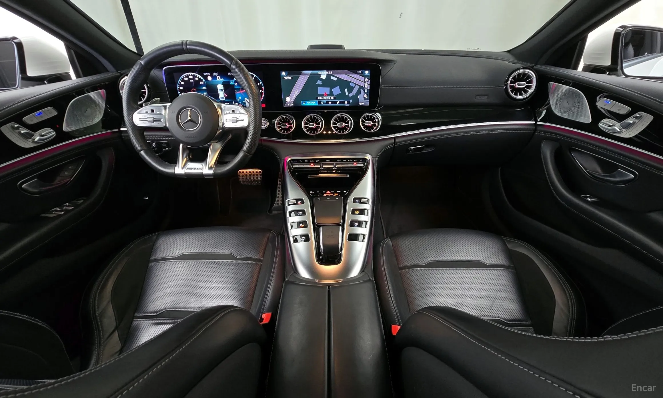 Mercedes Benz AMG GT превью 4