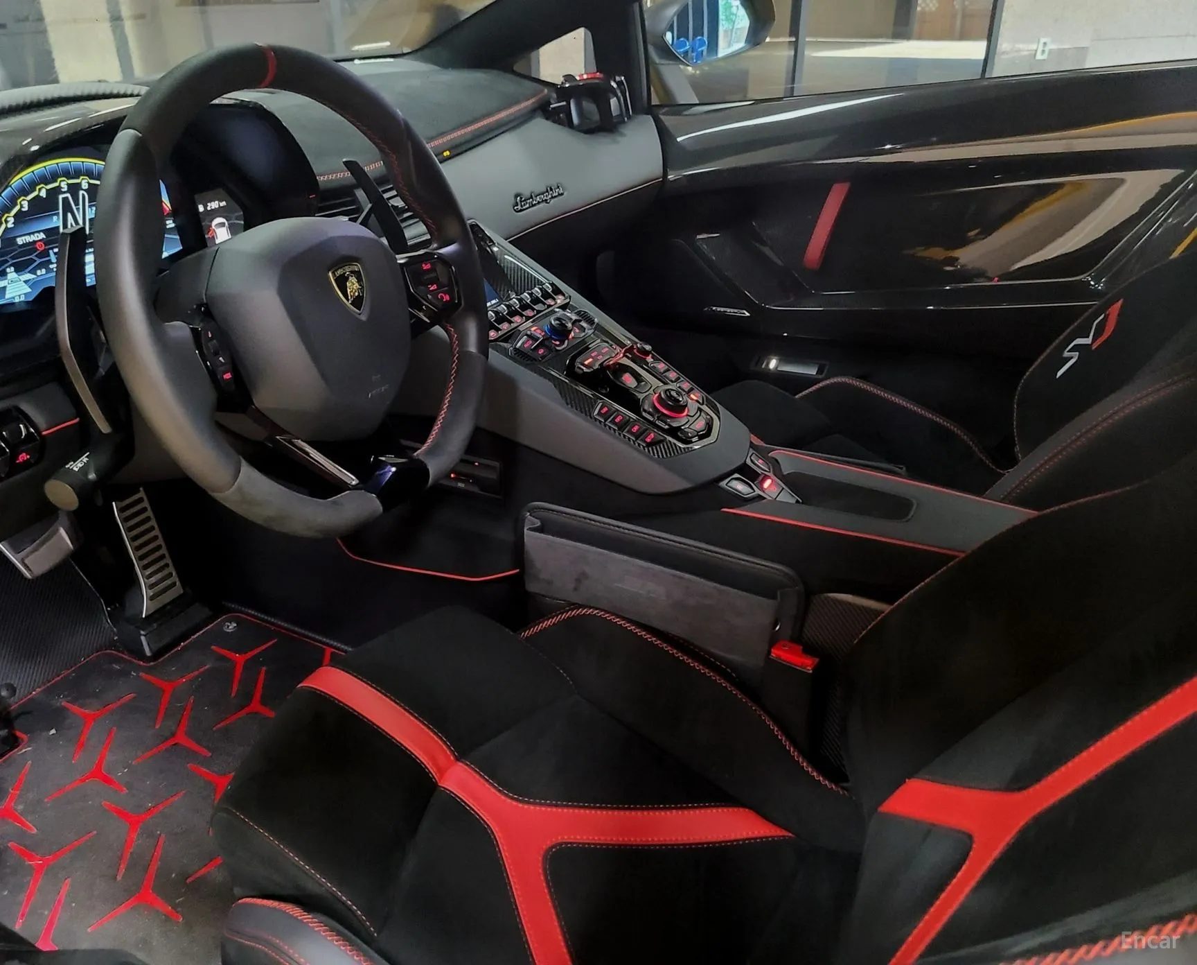 Lamborghini Aventador превью 9