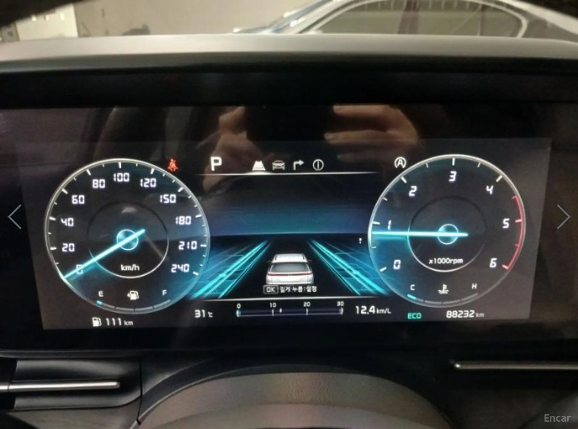 Kia Carnival Gen 4 превью 4