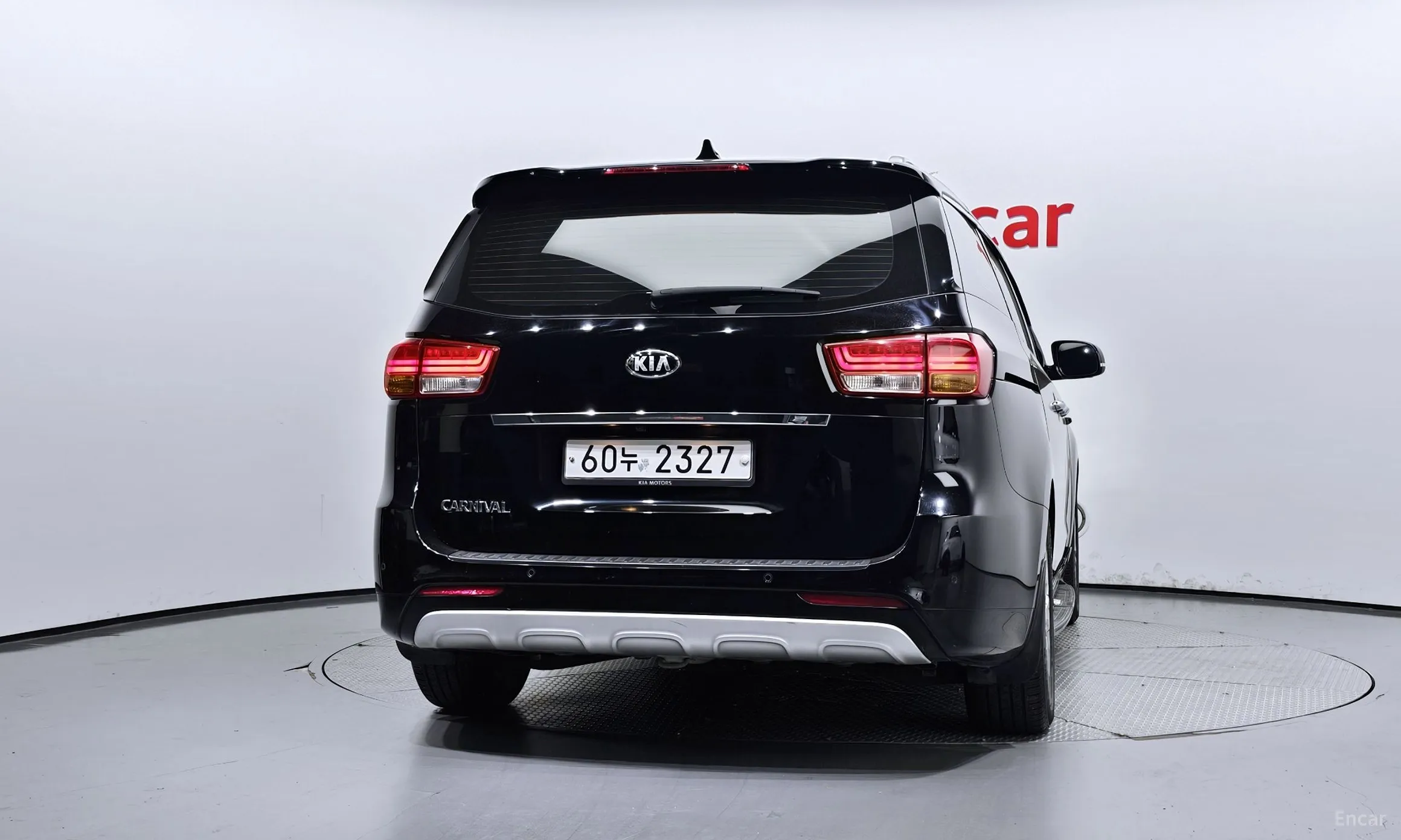 Kia Carnival превью 3