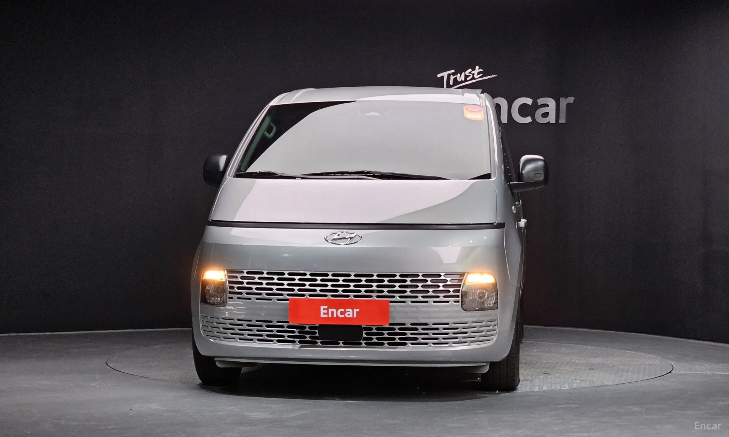 Hyundai Staria превью 2