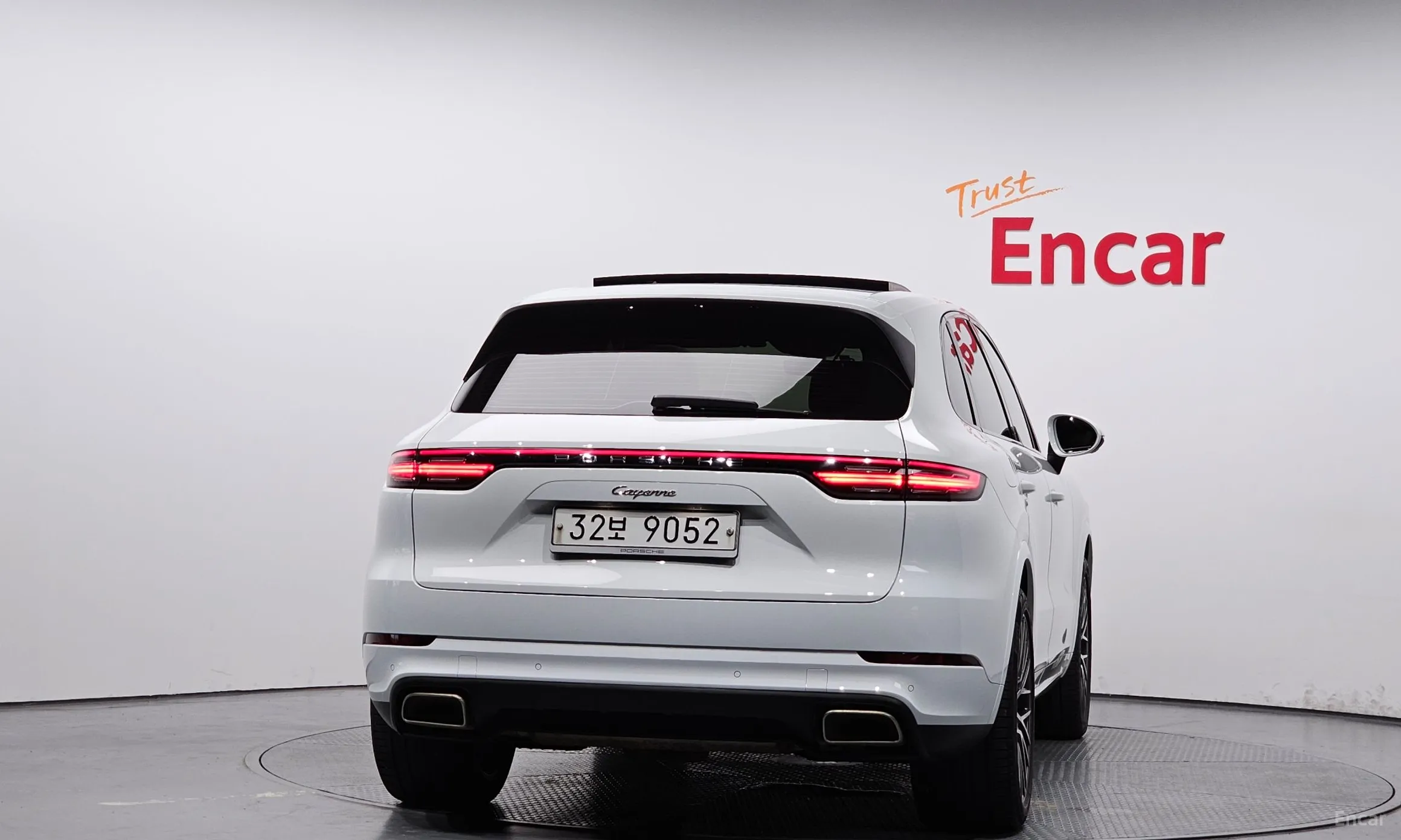 Porsche Cayenne (PO536) превью 3