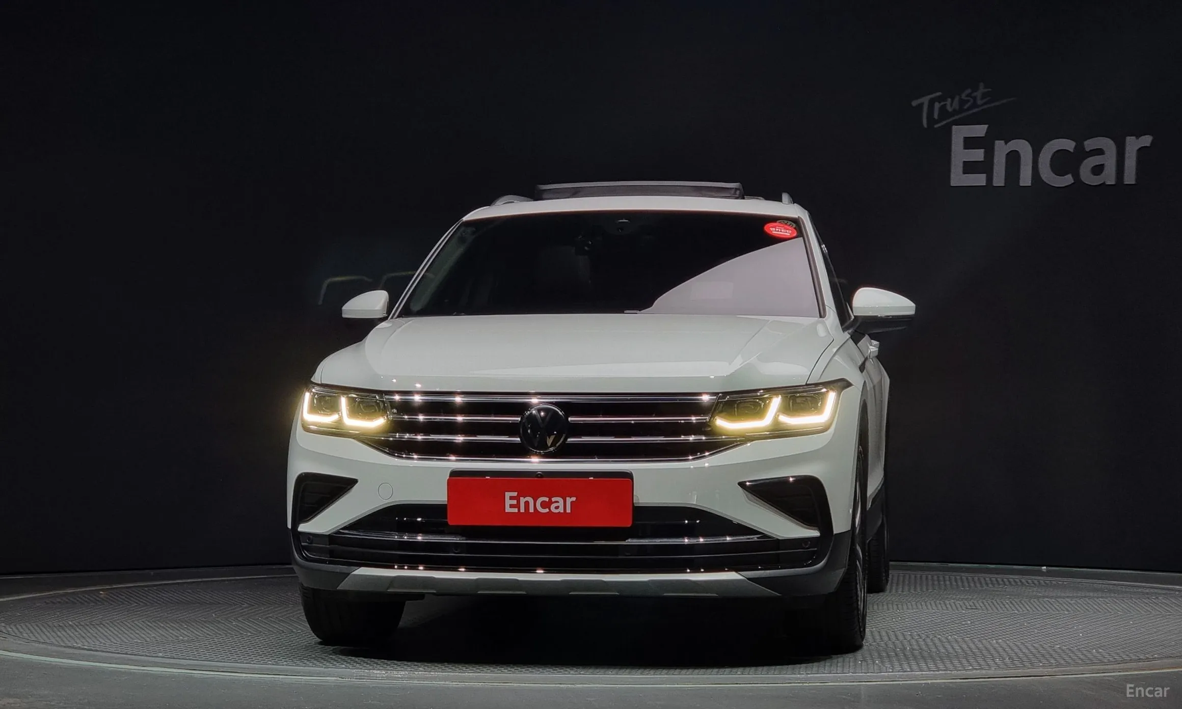 Volkswagen Tiguan 2nd Generation превью 2