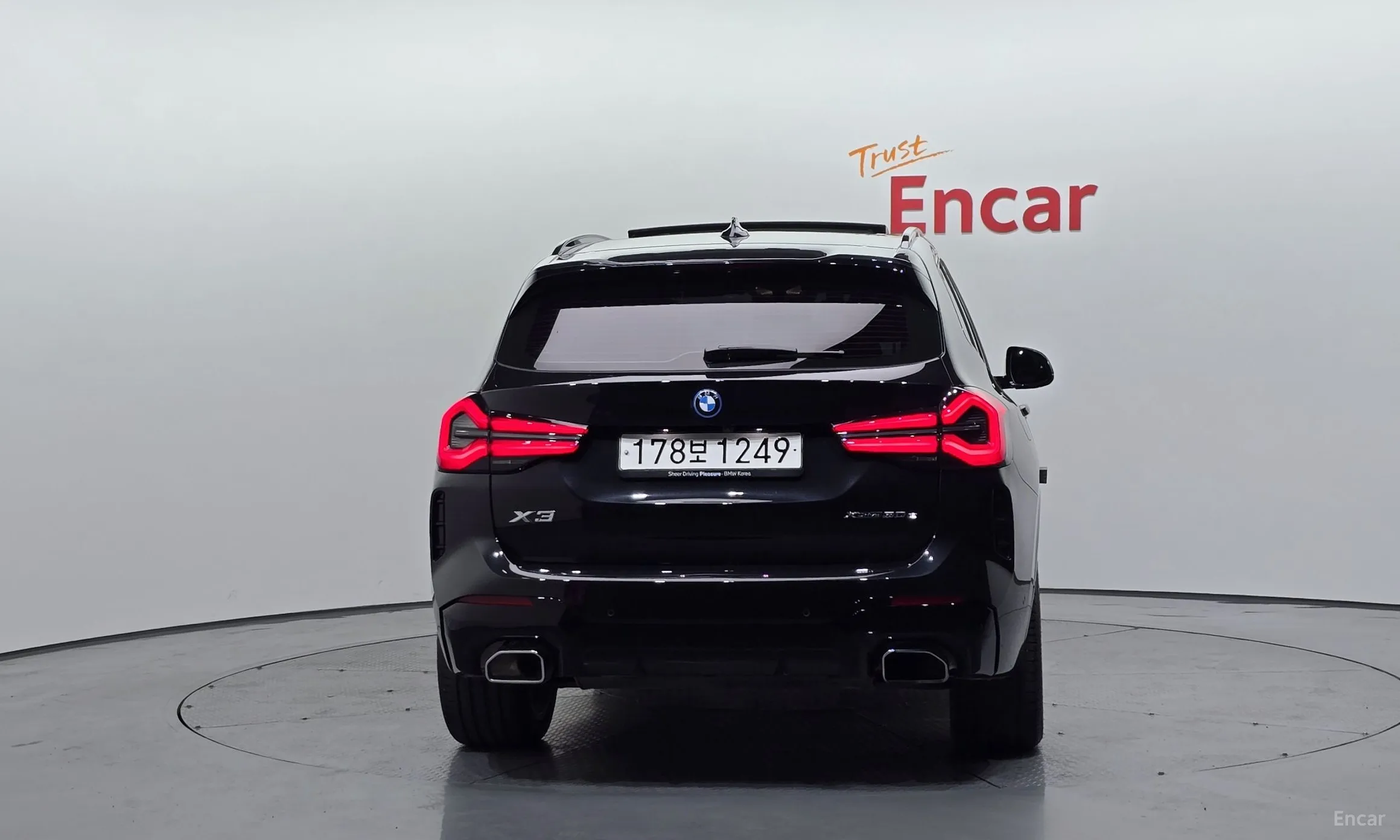 BMW X3 (G01) превью 3