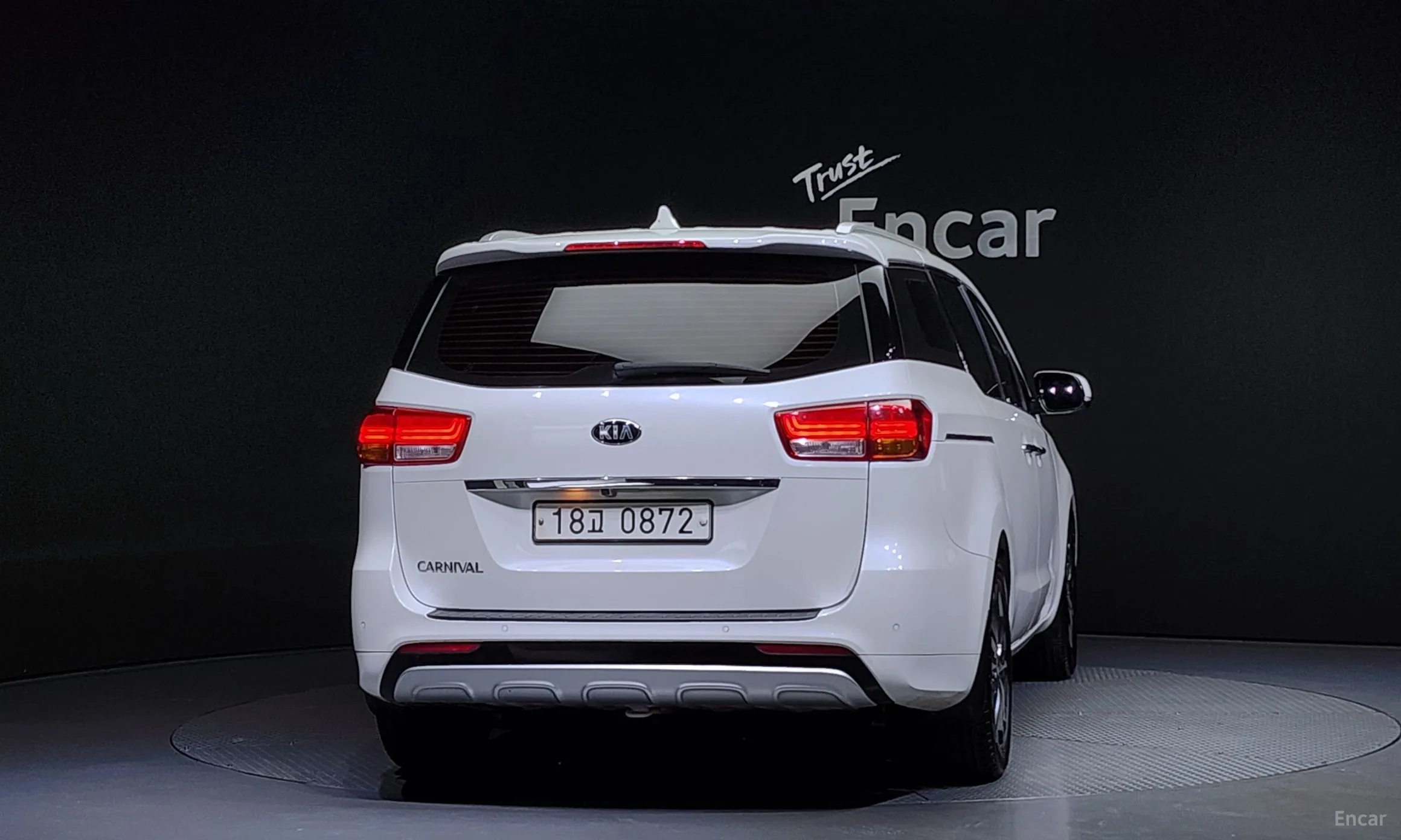Kia Carnival превью 3