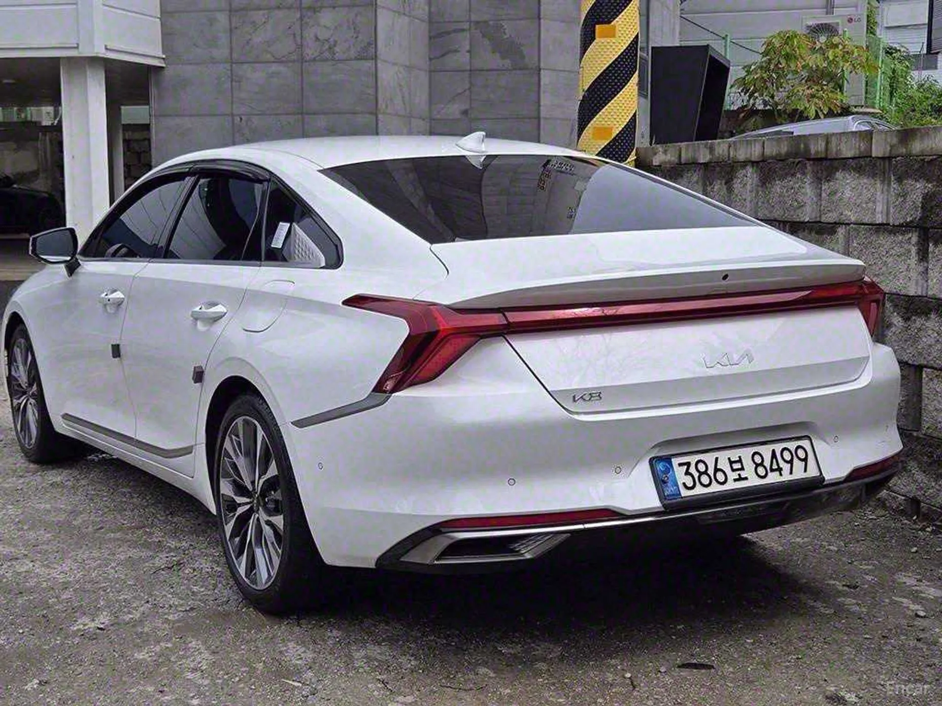 Kia K8