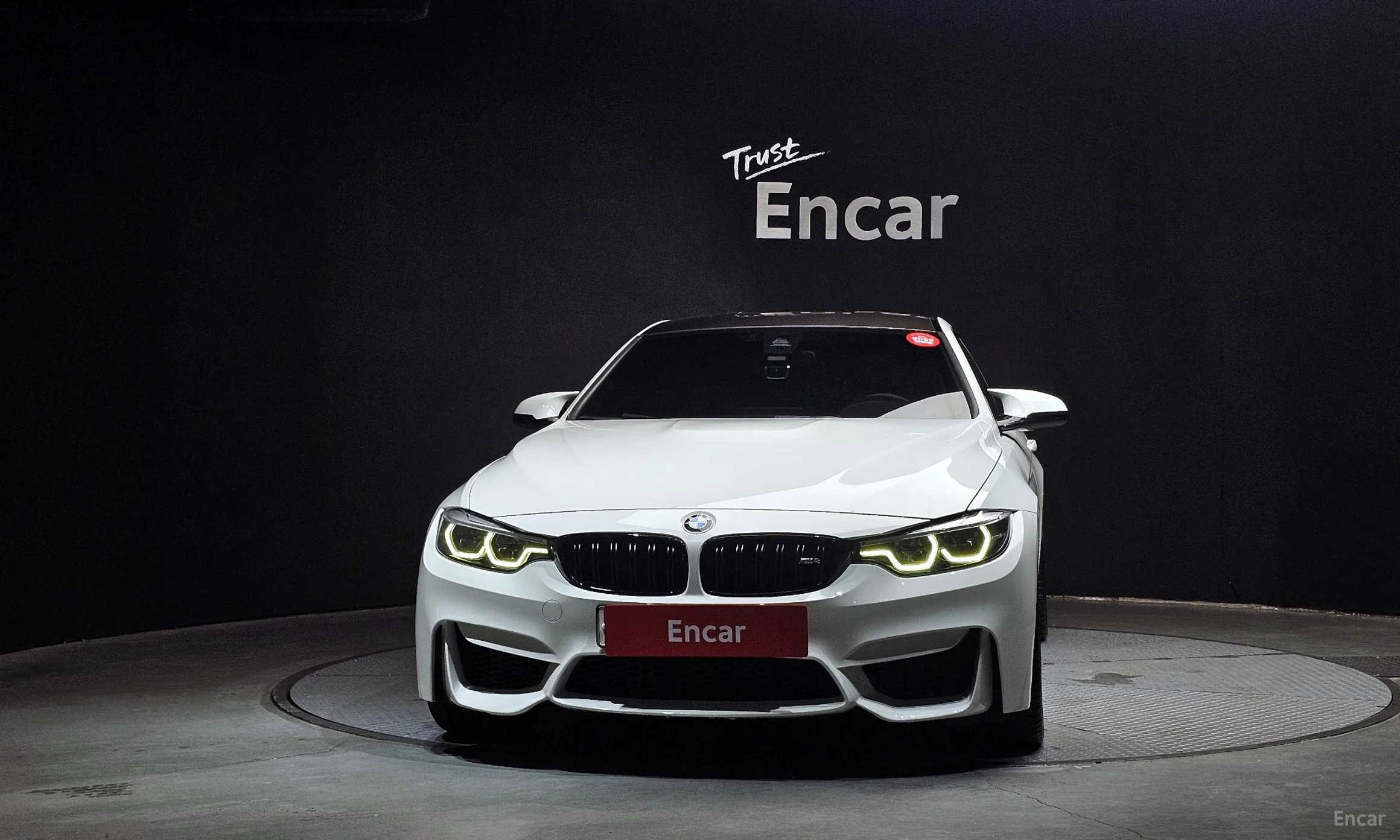 BMW M4 (F82)