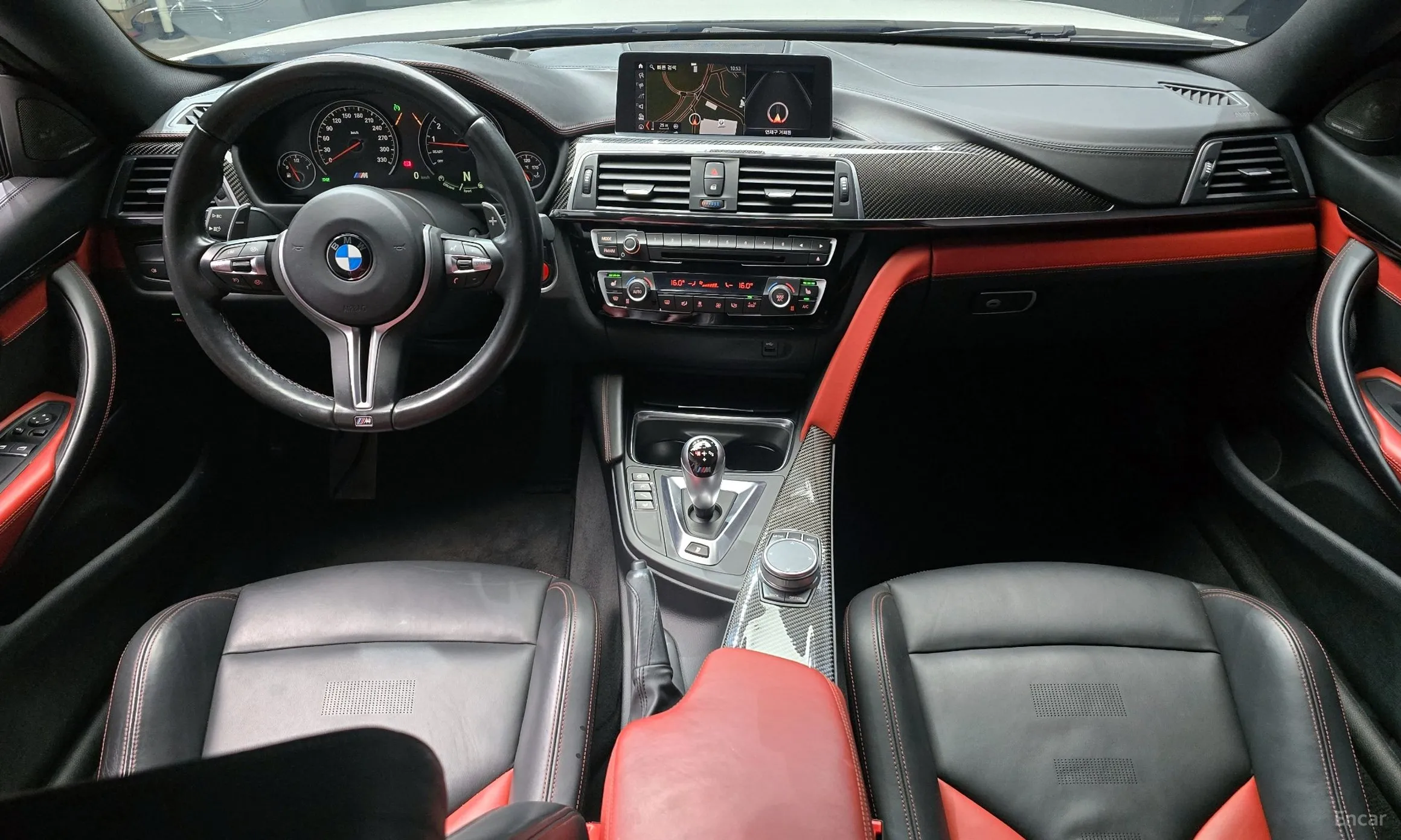 BMW M4 (F82) превью 4