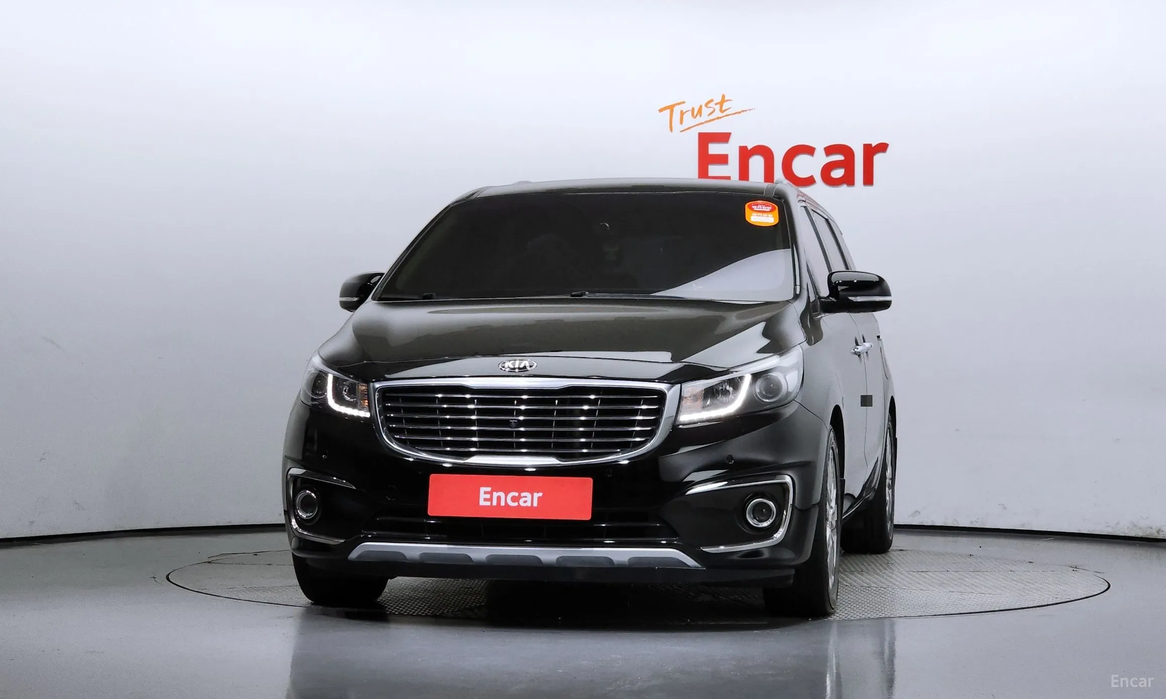 Kia Carnival превью 2