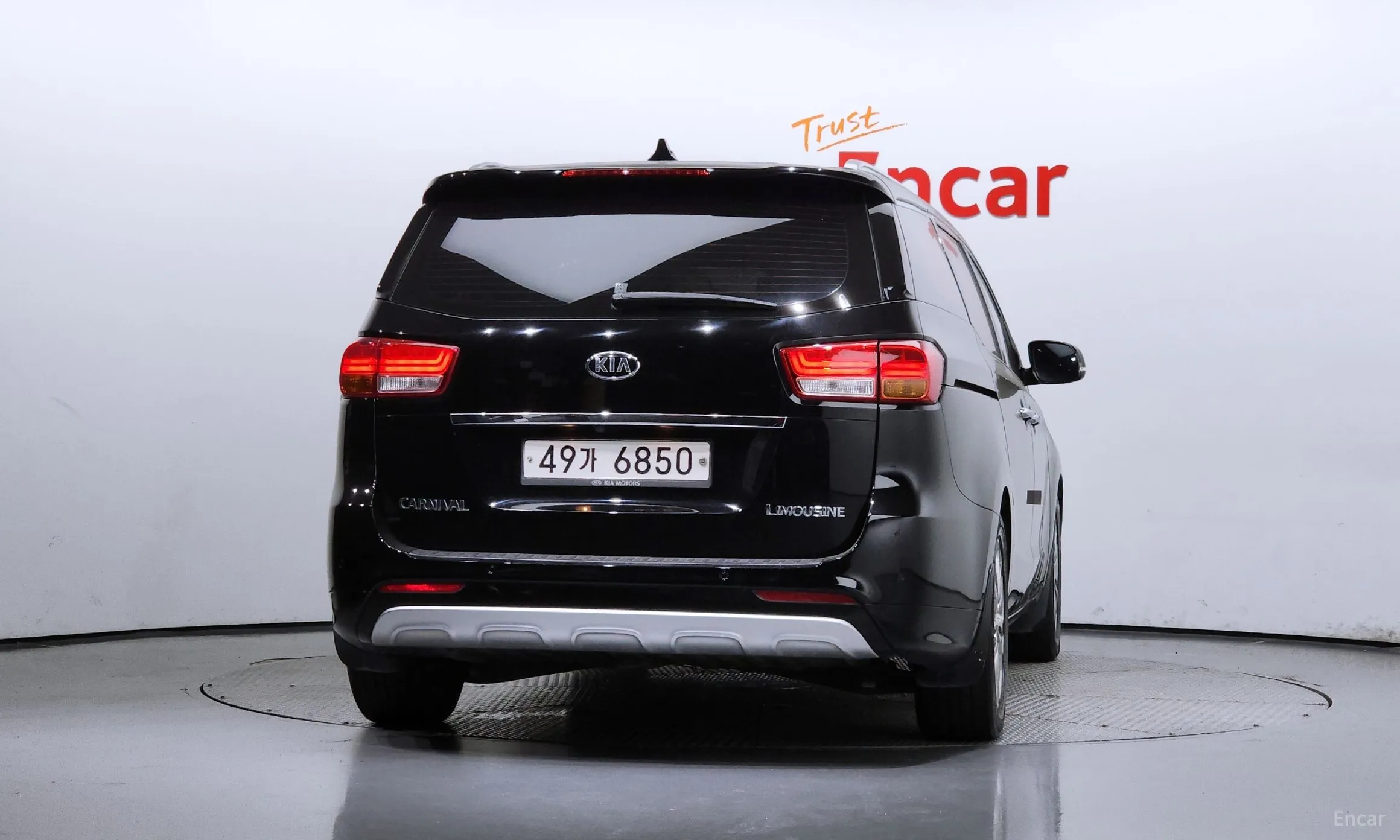 Kia Carnival превью 3