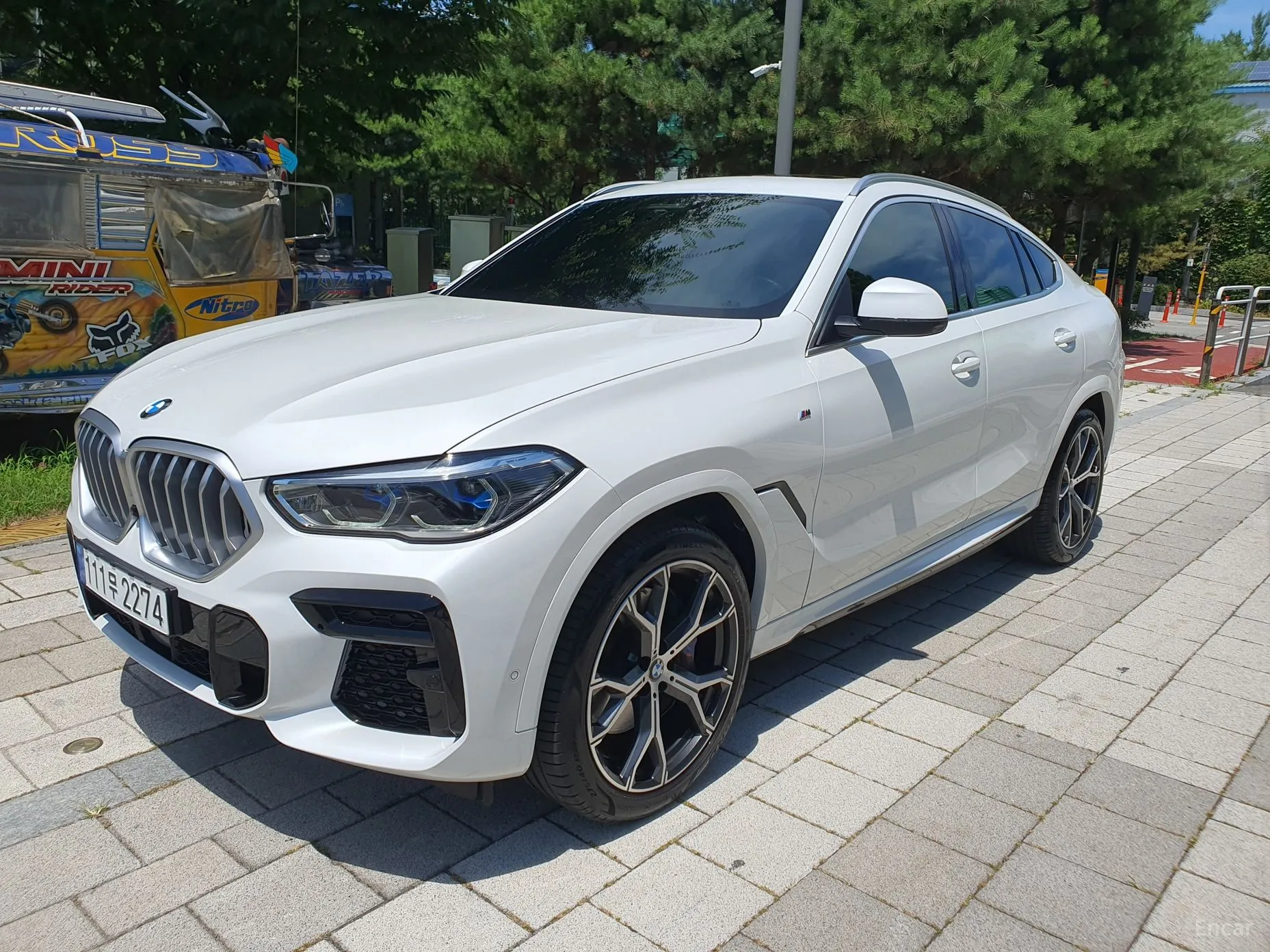 X6 (G06)