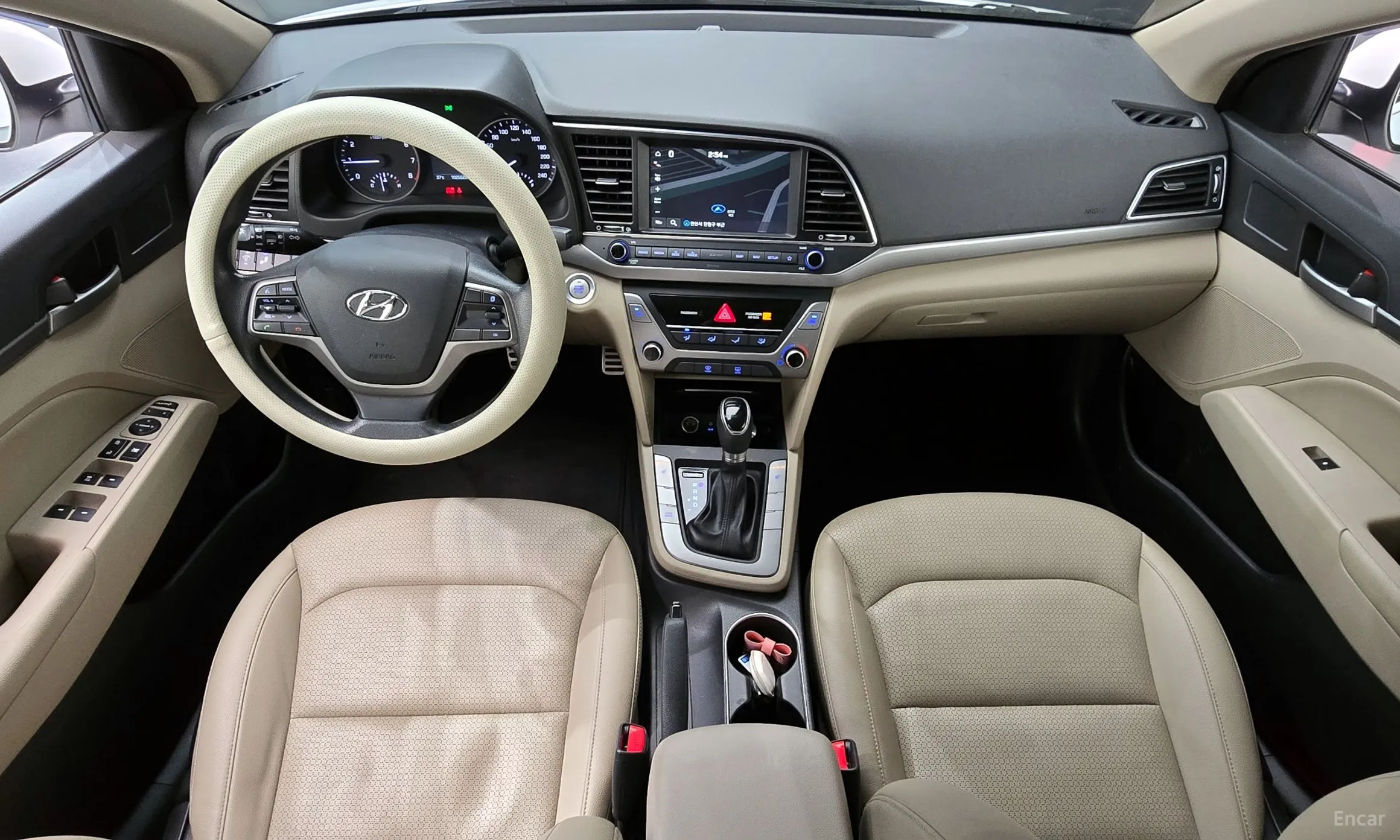 Hyundai Avante AD превью 4