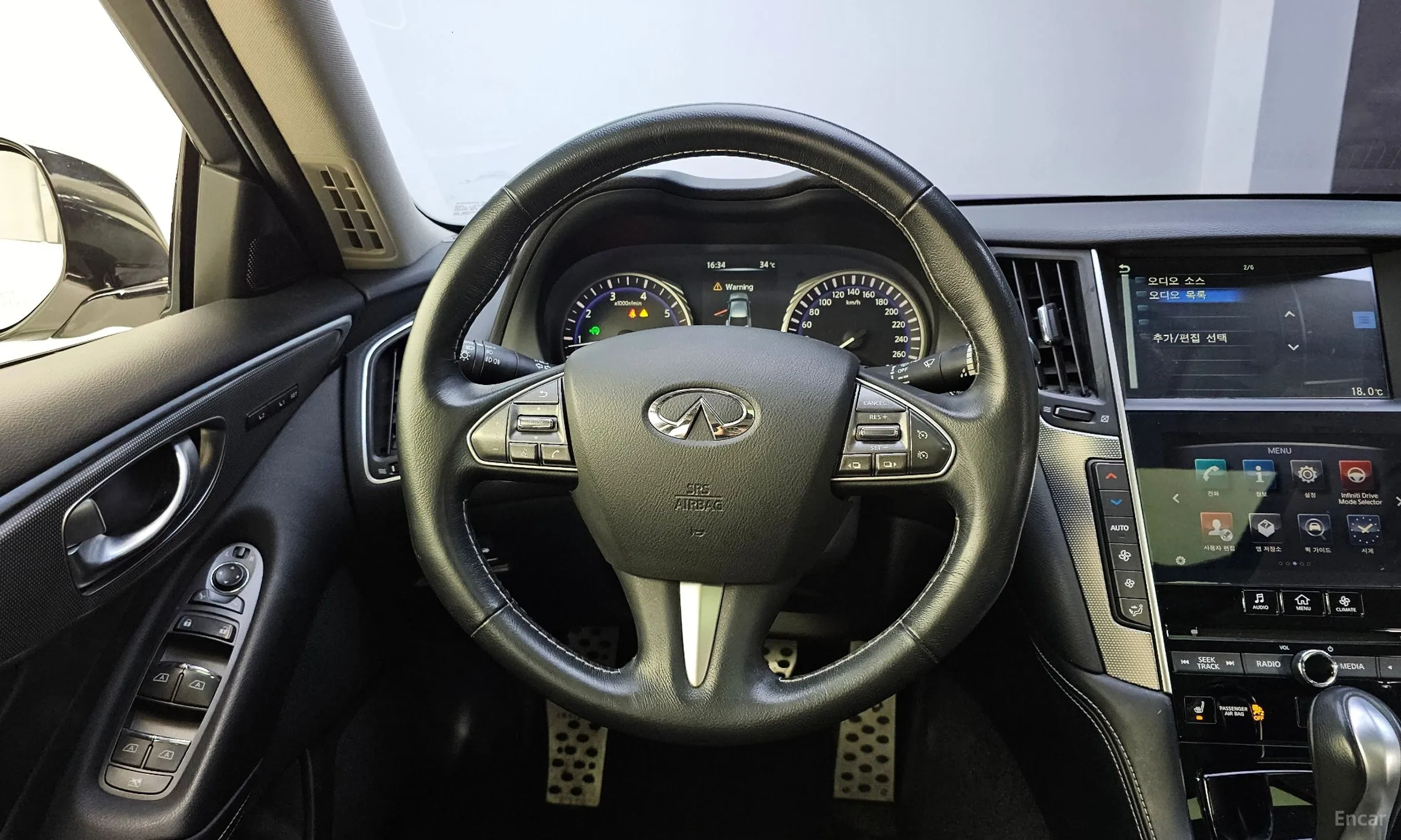 Infiniti Q50 превью 13