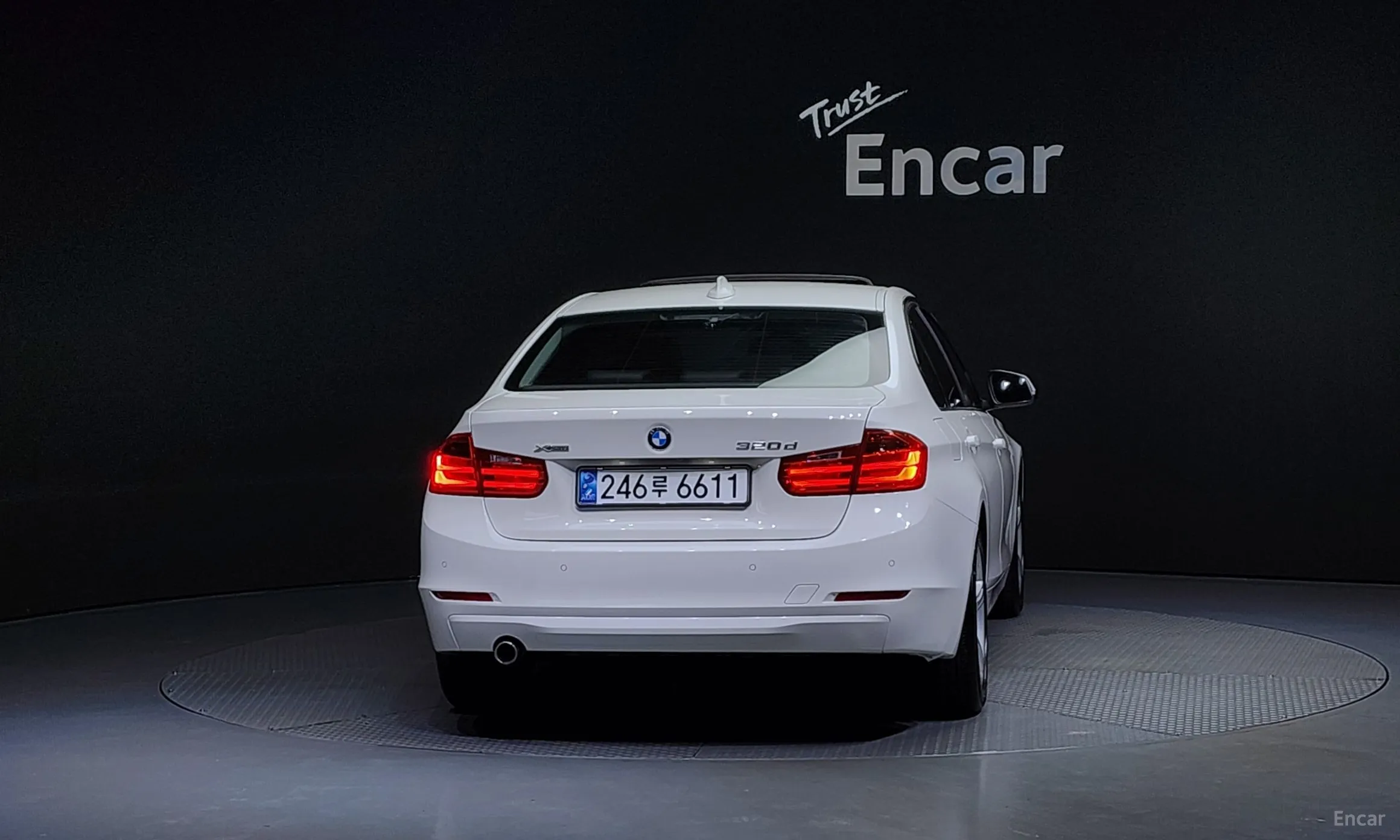 BMW 3 Series (F30) превью 3