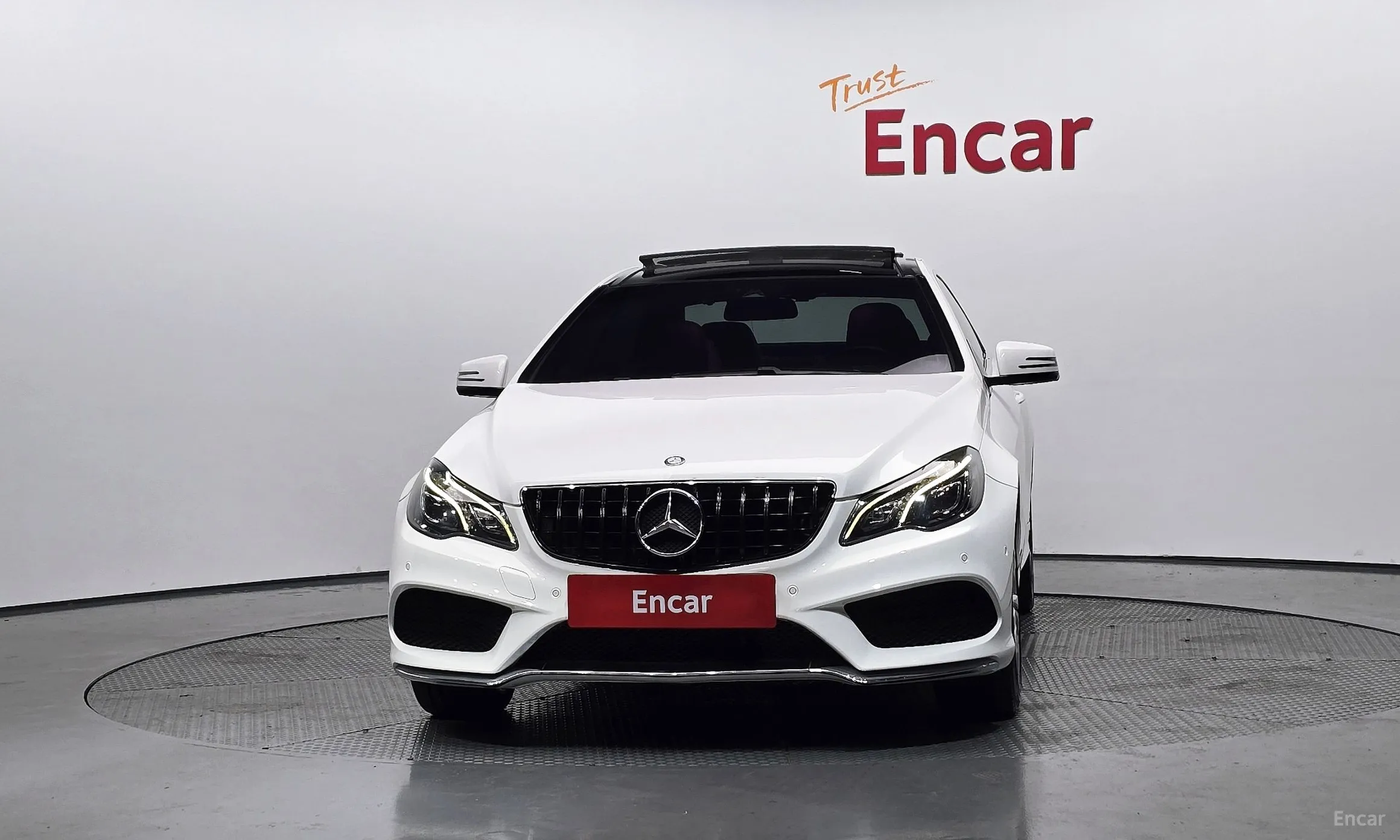 Mercedes Benz E-Class W212 превью 2