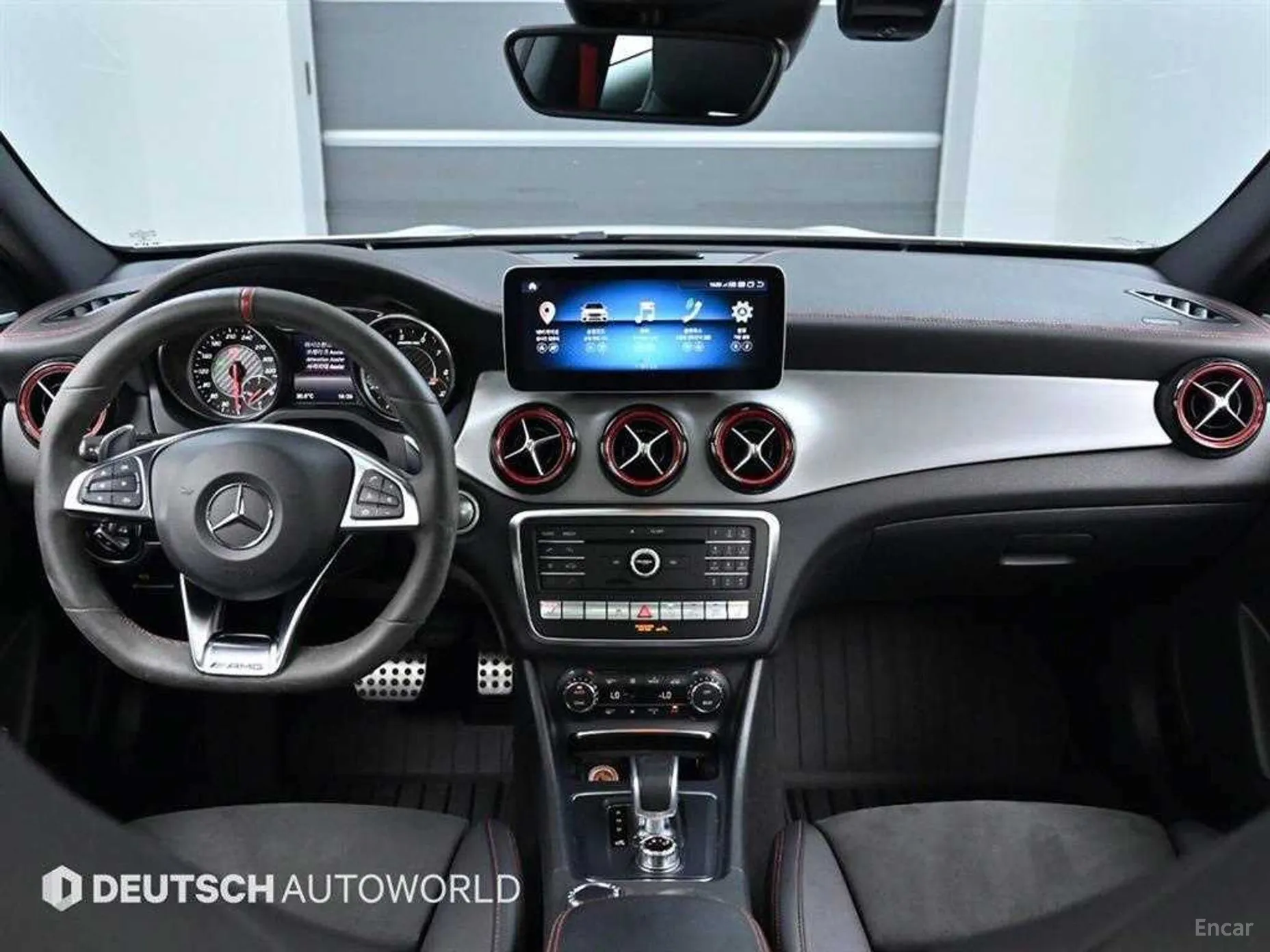 Mercedes Benz GLA-Class X156 превью 4