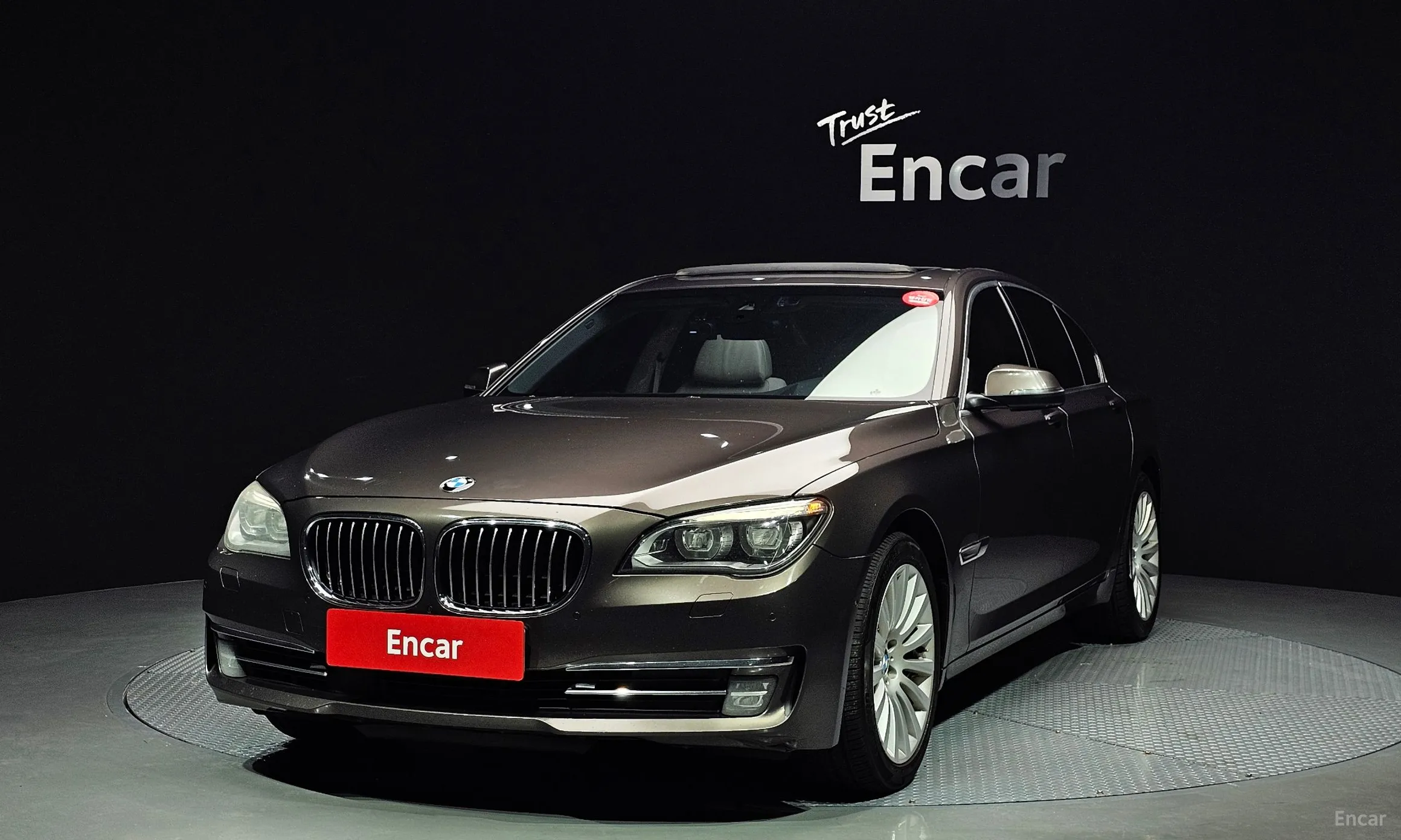 BMW 7 Series (F01)