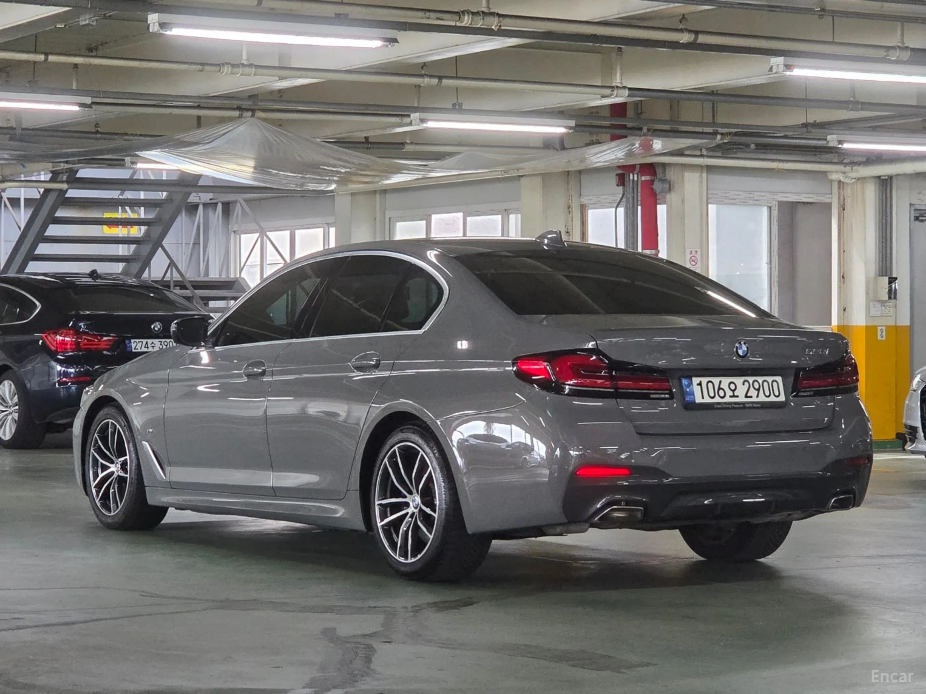 BMW 5 Series (G30) превью 3