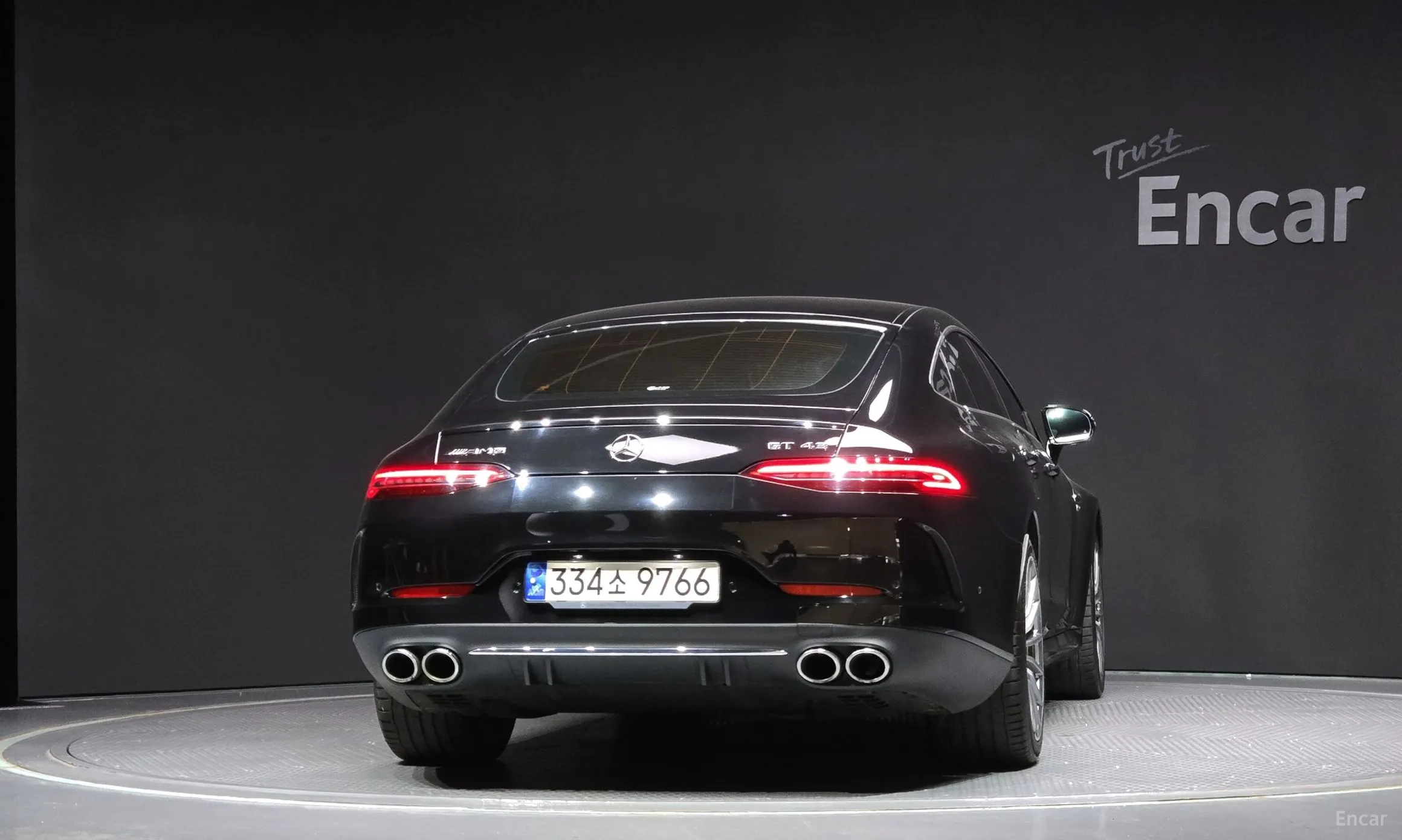 Mercedes Benz AMG GT превью 3