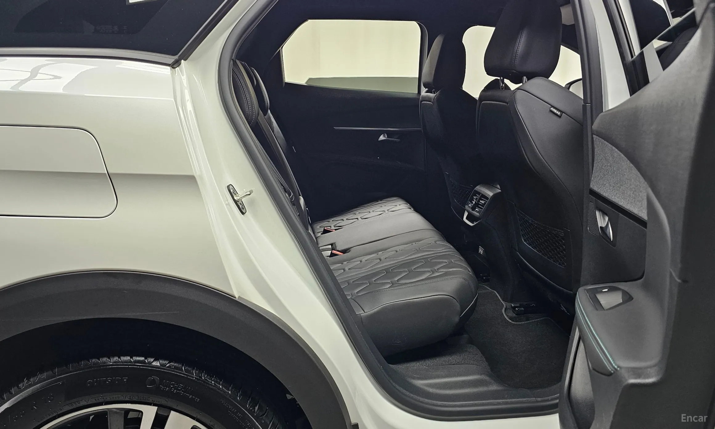 Peugeot 3008 2nd generation превью 12