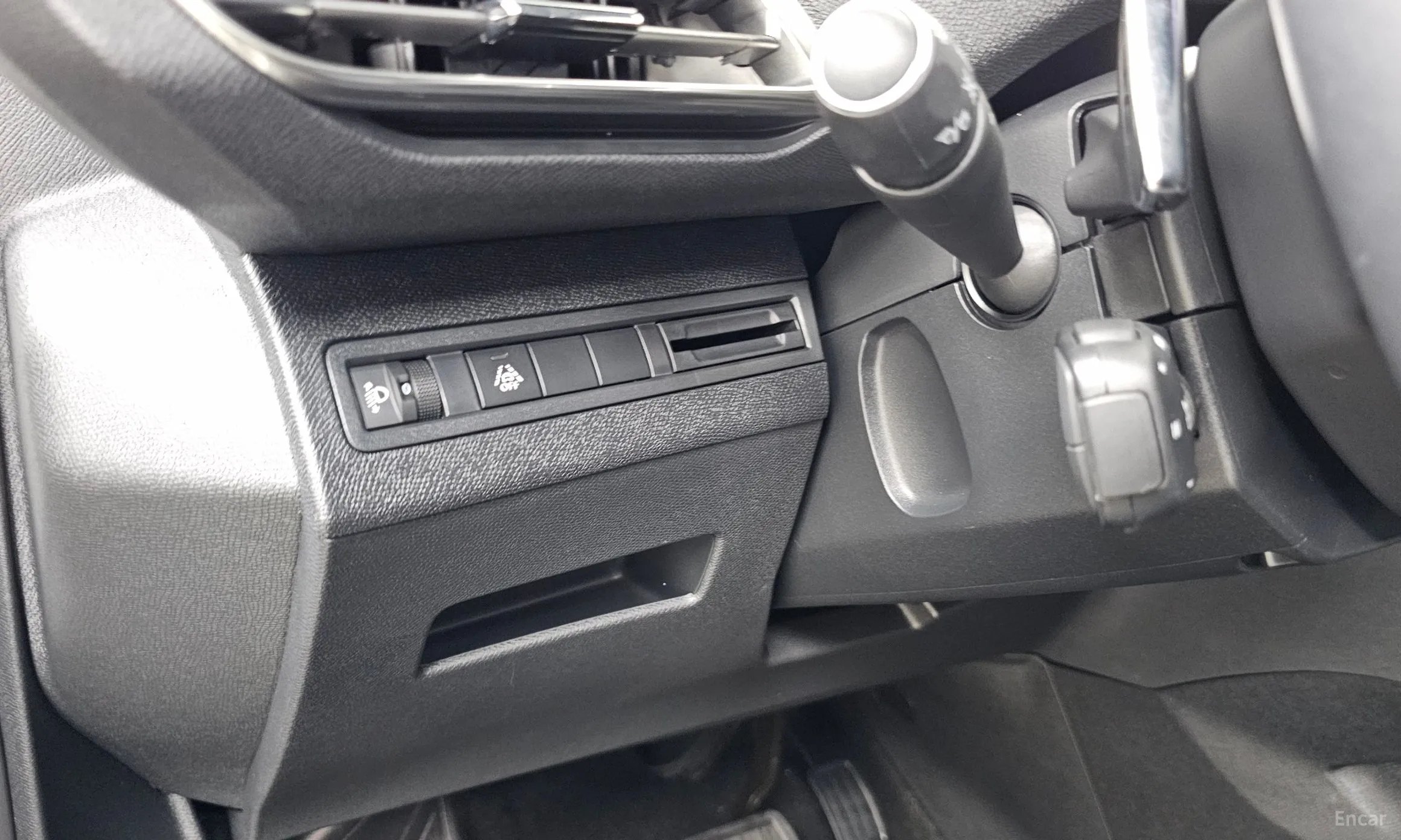 Peugeot 3008 2nd generation превью 14