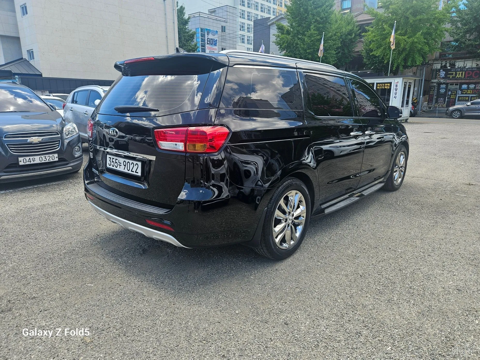 Kia Carnival превью 2