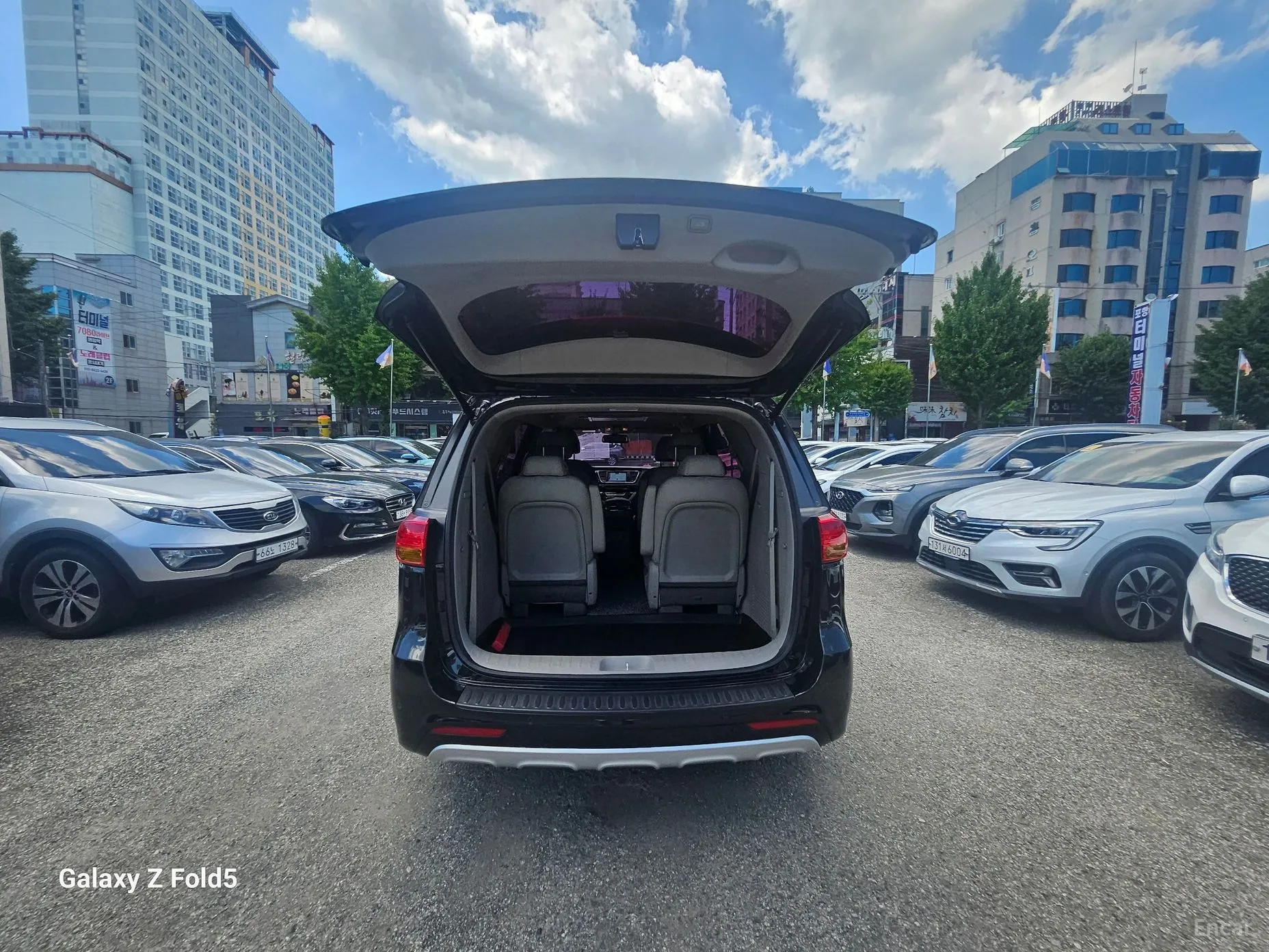 Kia Carnival превью 4