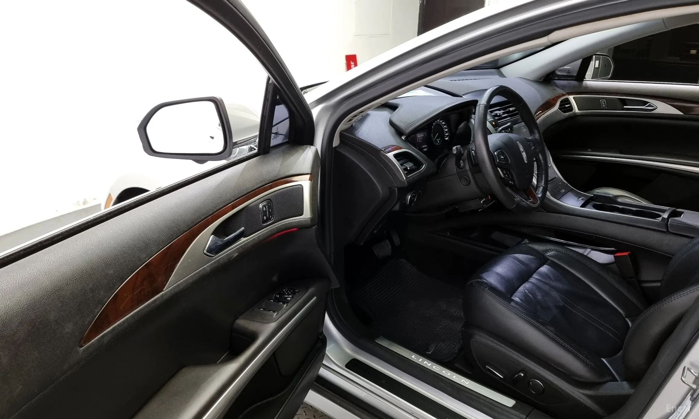 Lincoln New MKZ превью 11