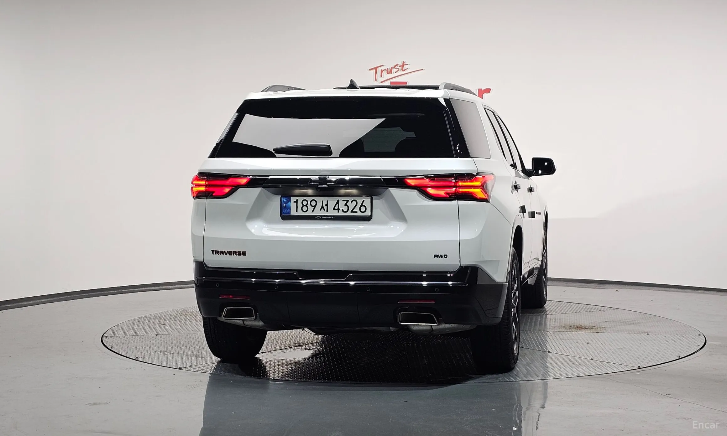 Chevrolet (GM Daewoo) Traverse превью 3