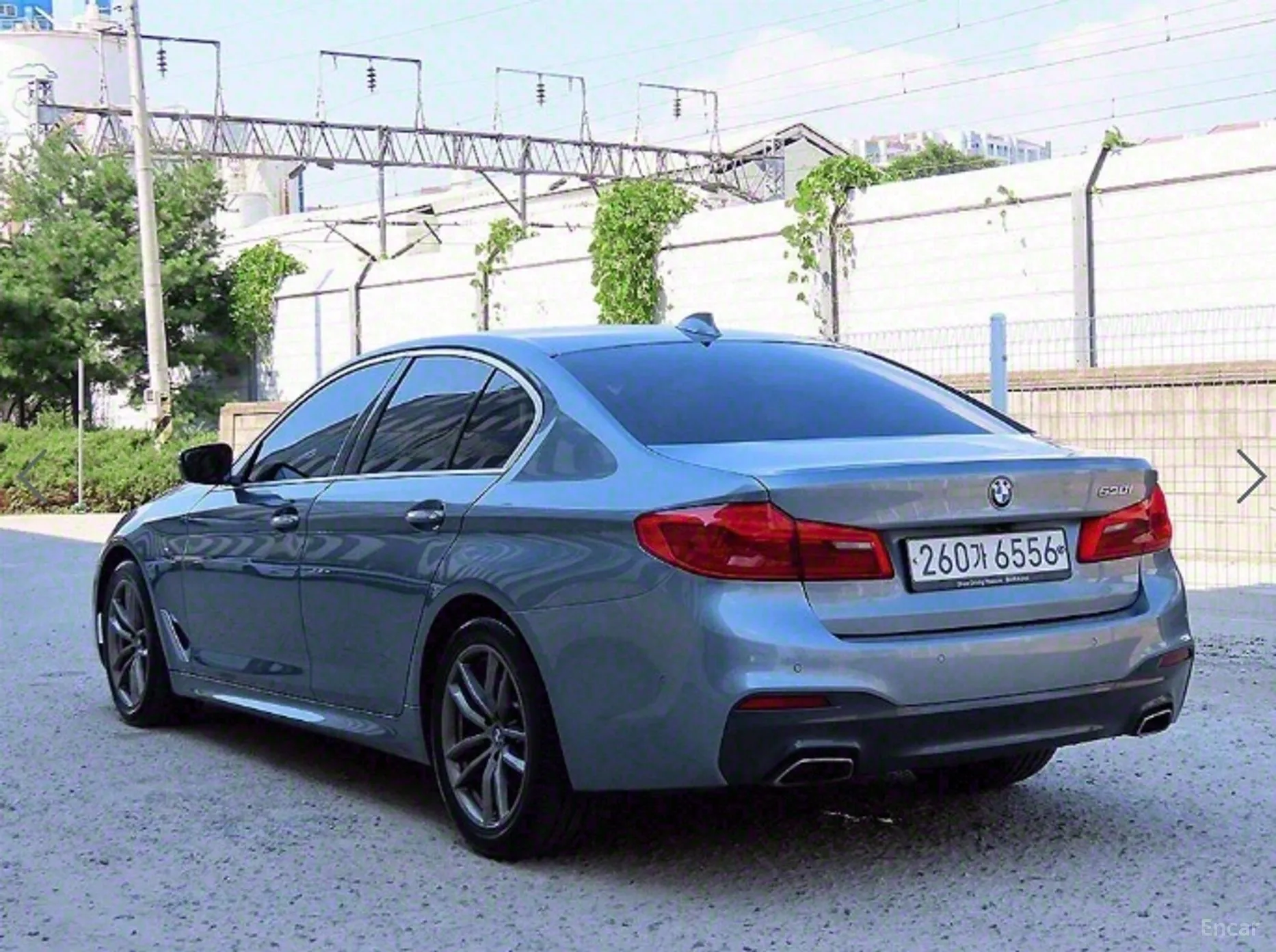 BMW 5 Series (G30) превью 2