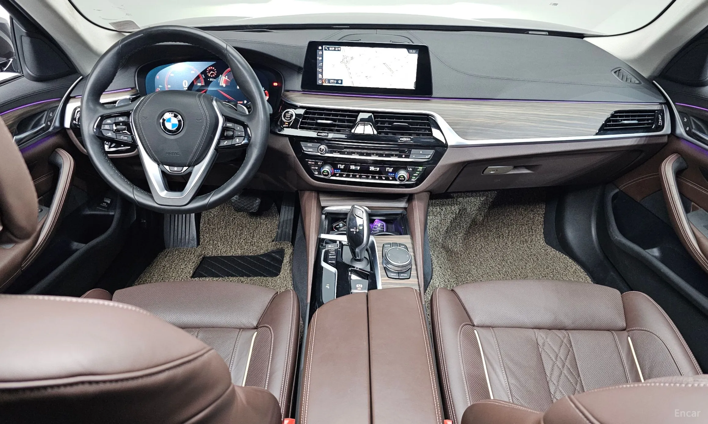 BMW 5 Series (G30) превью 4