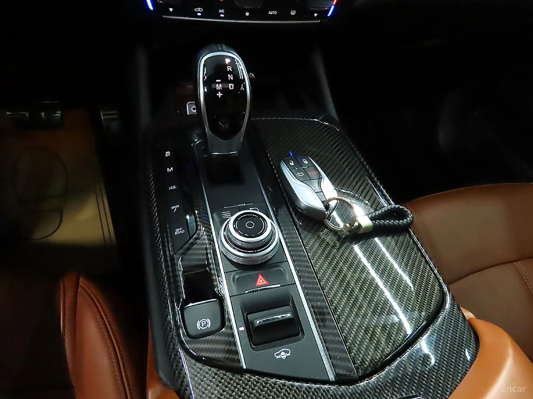 Maserati Levante превью 9
