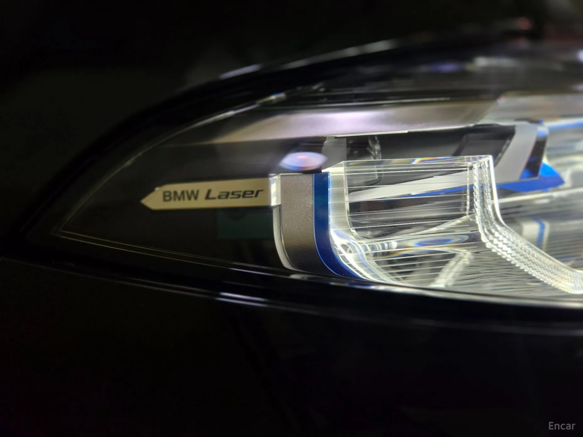 BMW 8-series (G15) превью 3
