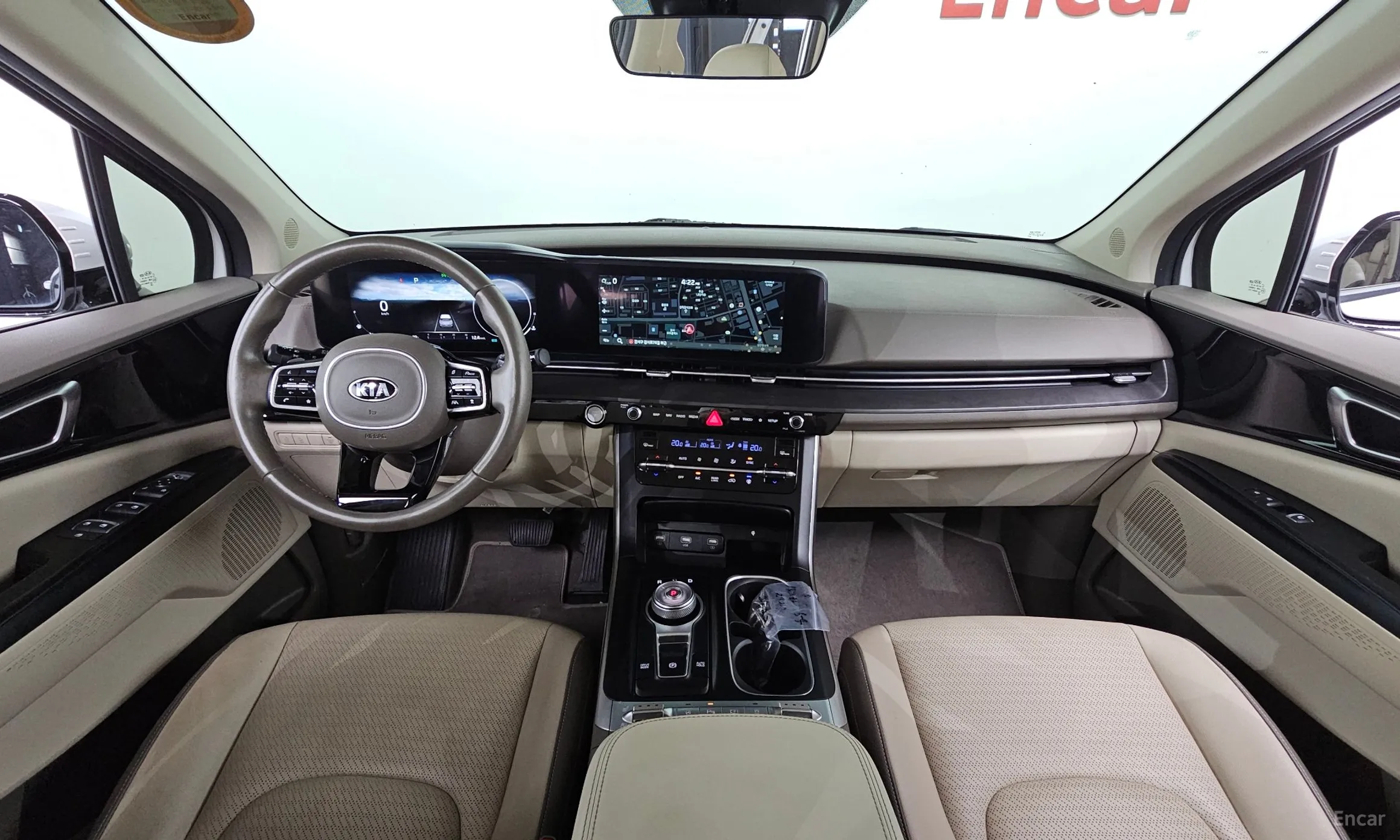 Kia Carnival Gen 4 превью 4