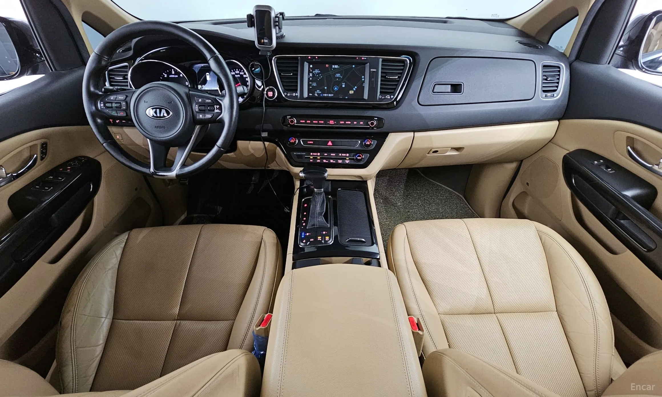 Kia Carnival превью 4