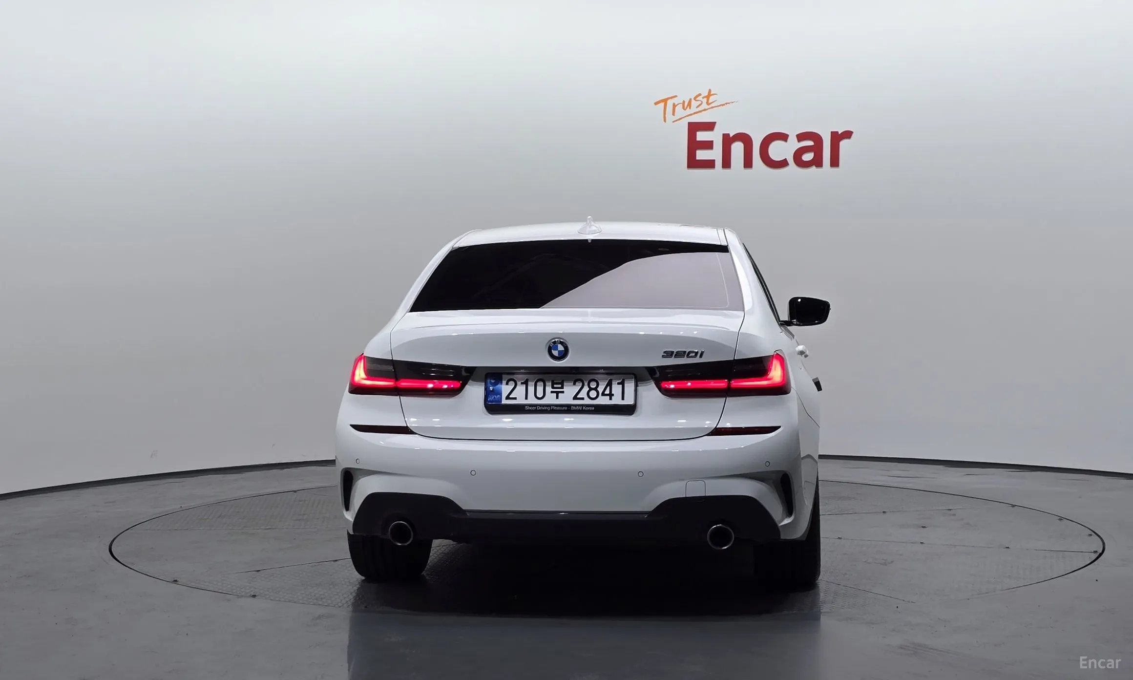 BMW 3 Series (G20) превью 3
