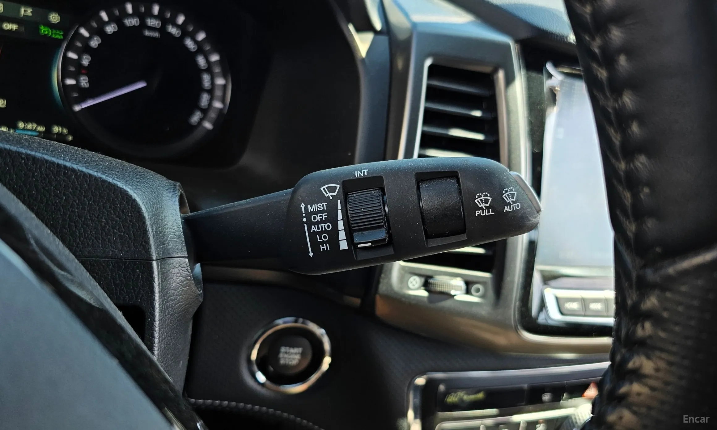 KG Mobility (SsangYong) Rexton Sports превью 15