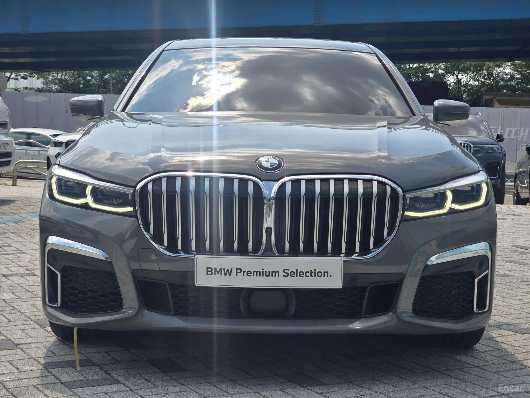 BMW 7 Series (G11)