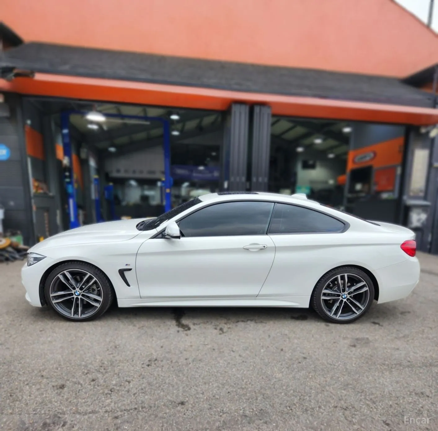 BMW Series 4 (F32) превью 4